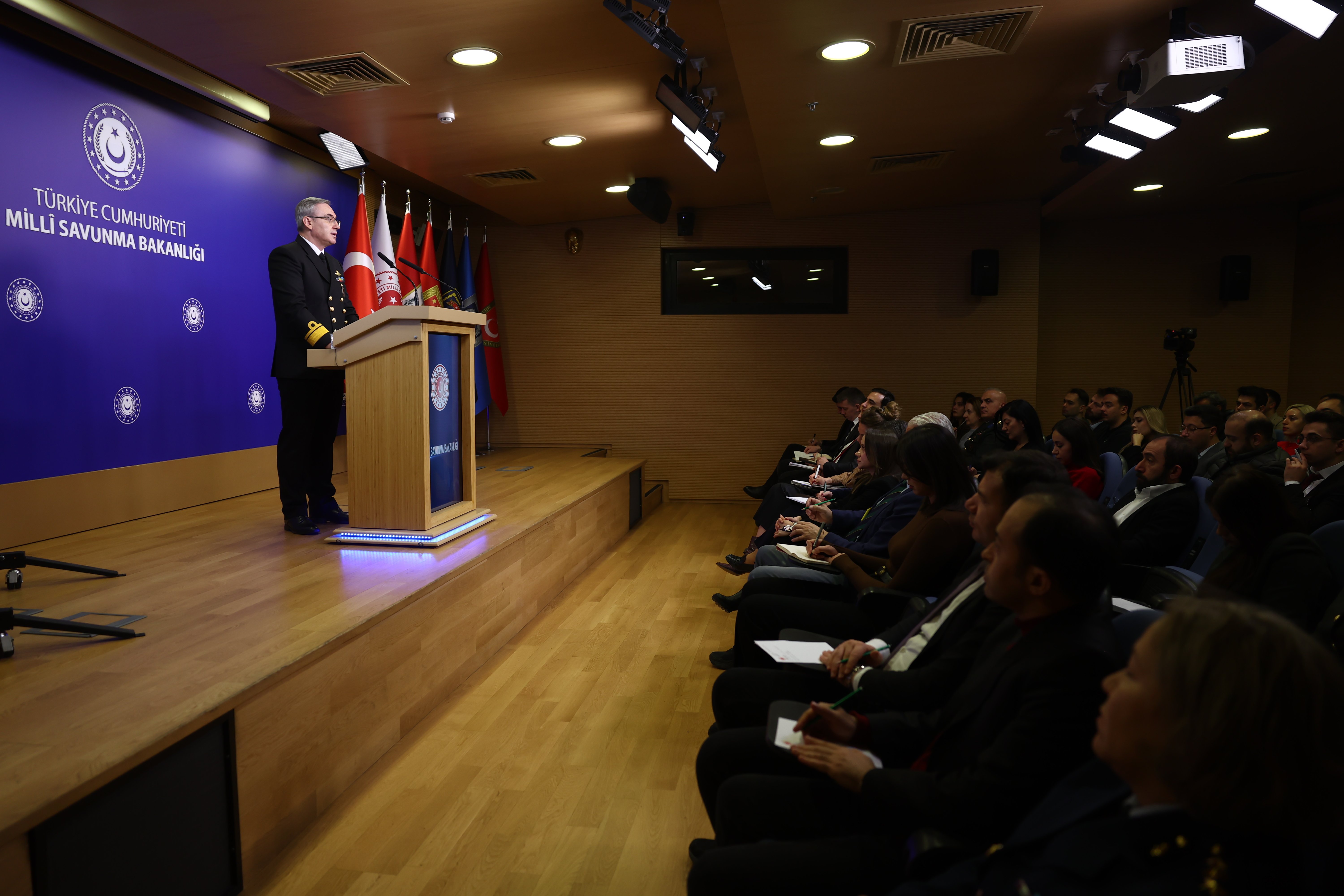 Milli Denizaltı ve TF-2000 projeleri