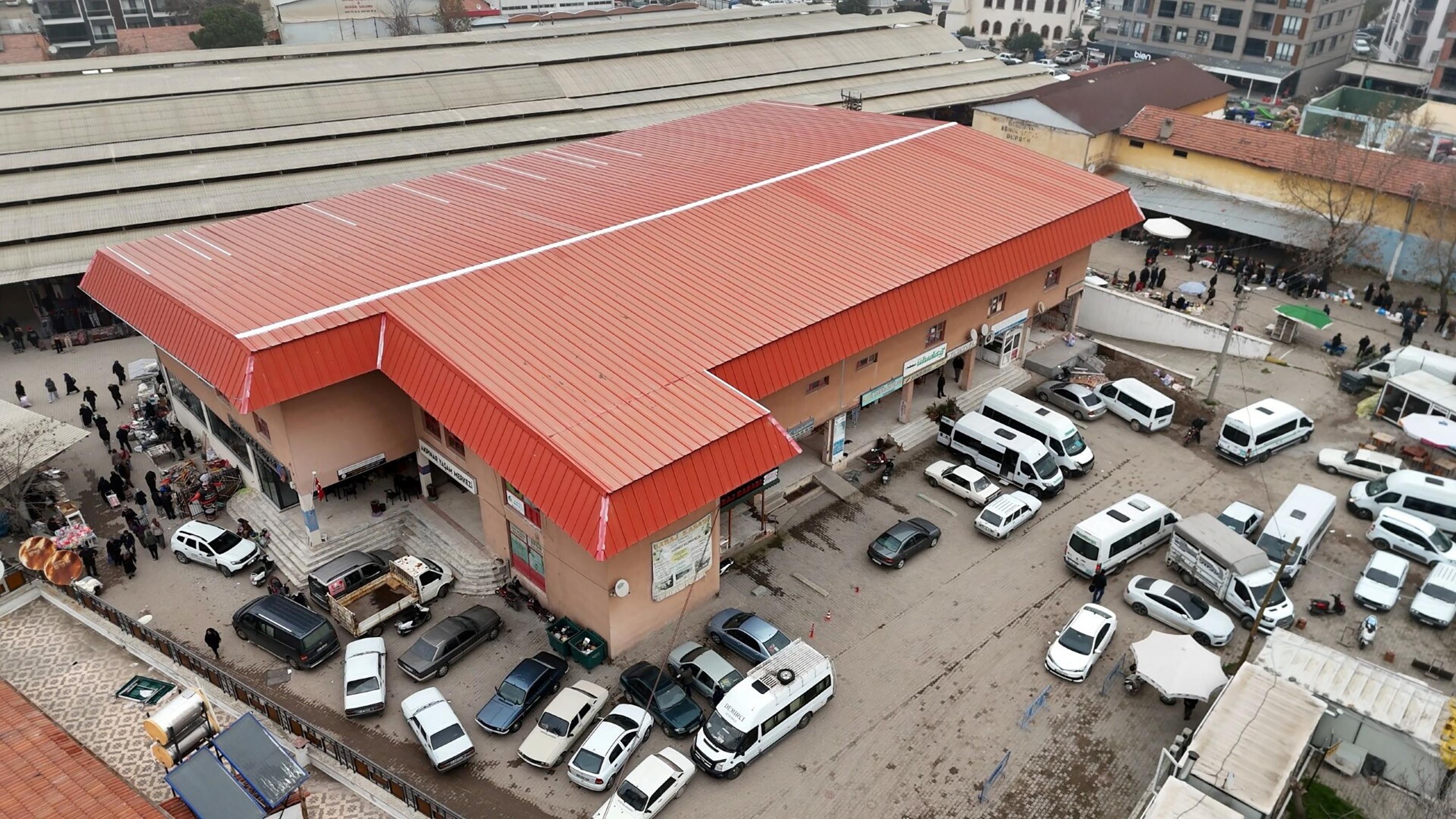 Sındırgı deprem sonrası yıkım alanı