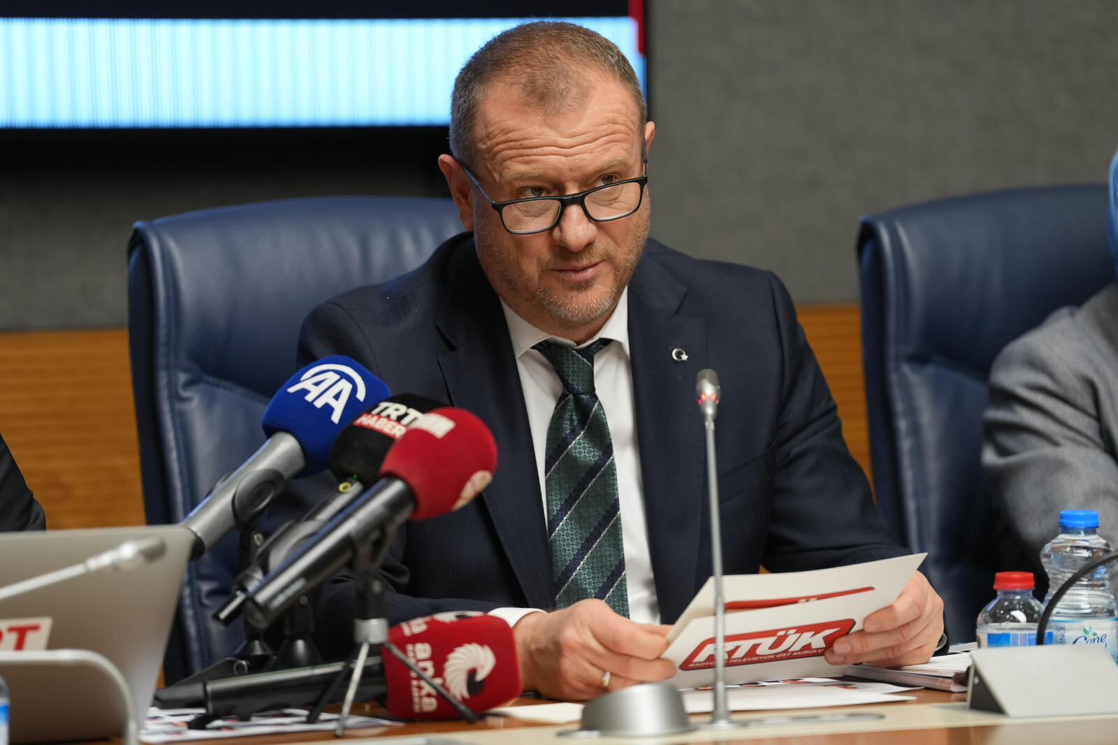 RTÜK Başkanı Mehmet Daniş TBMM Komisyonunda konuşuyor