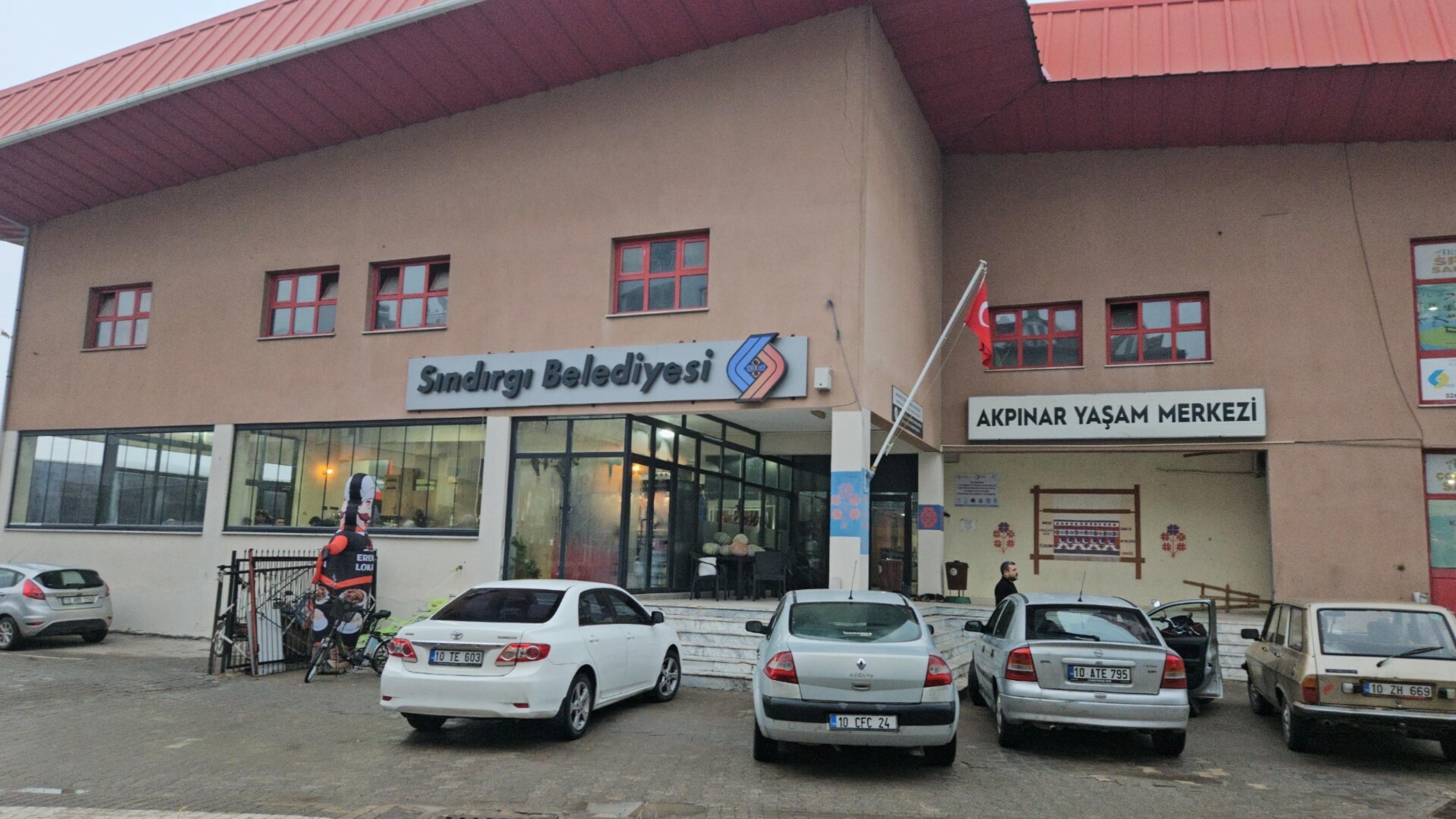 Sındırgı AFAD konteyner dükkanlar havadan
