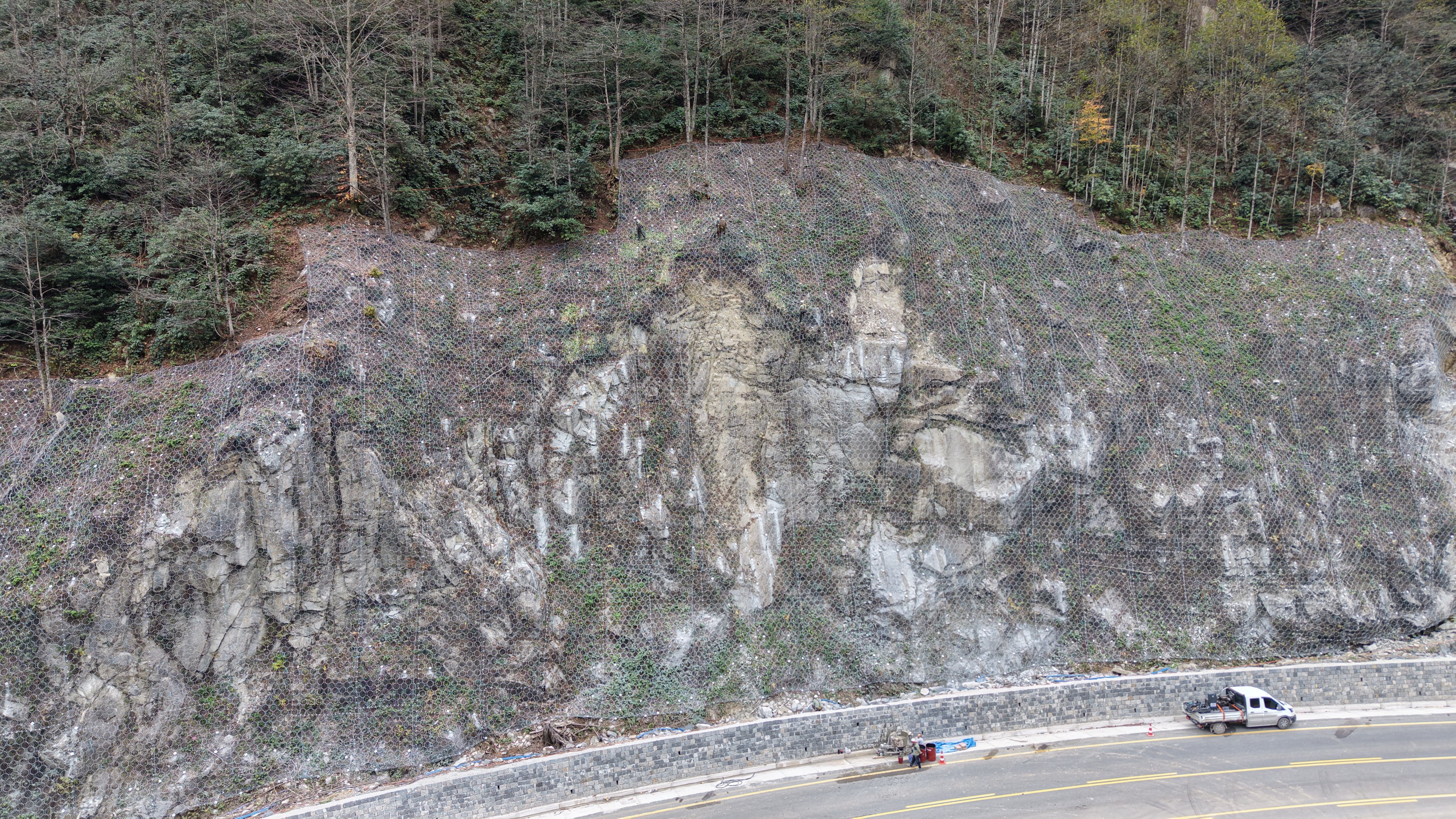 Ayder Yaylası yol güvenliği çalışması