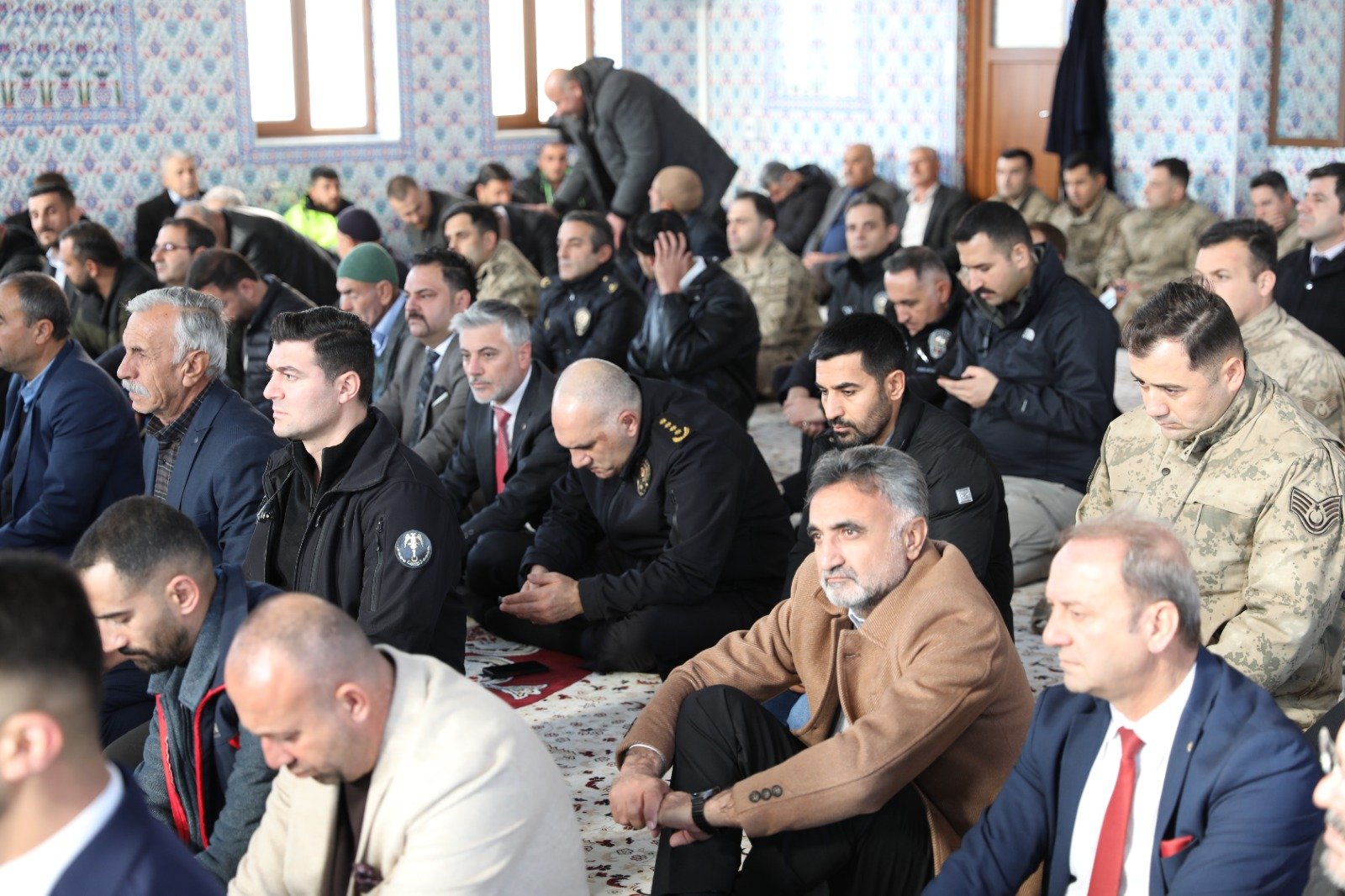 Mevlit programına katılan askeri ve mülki erkân