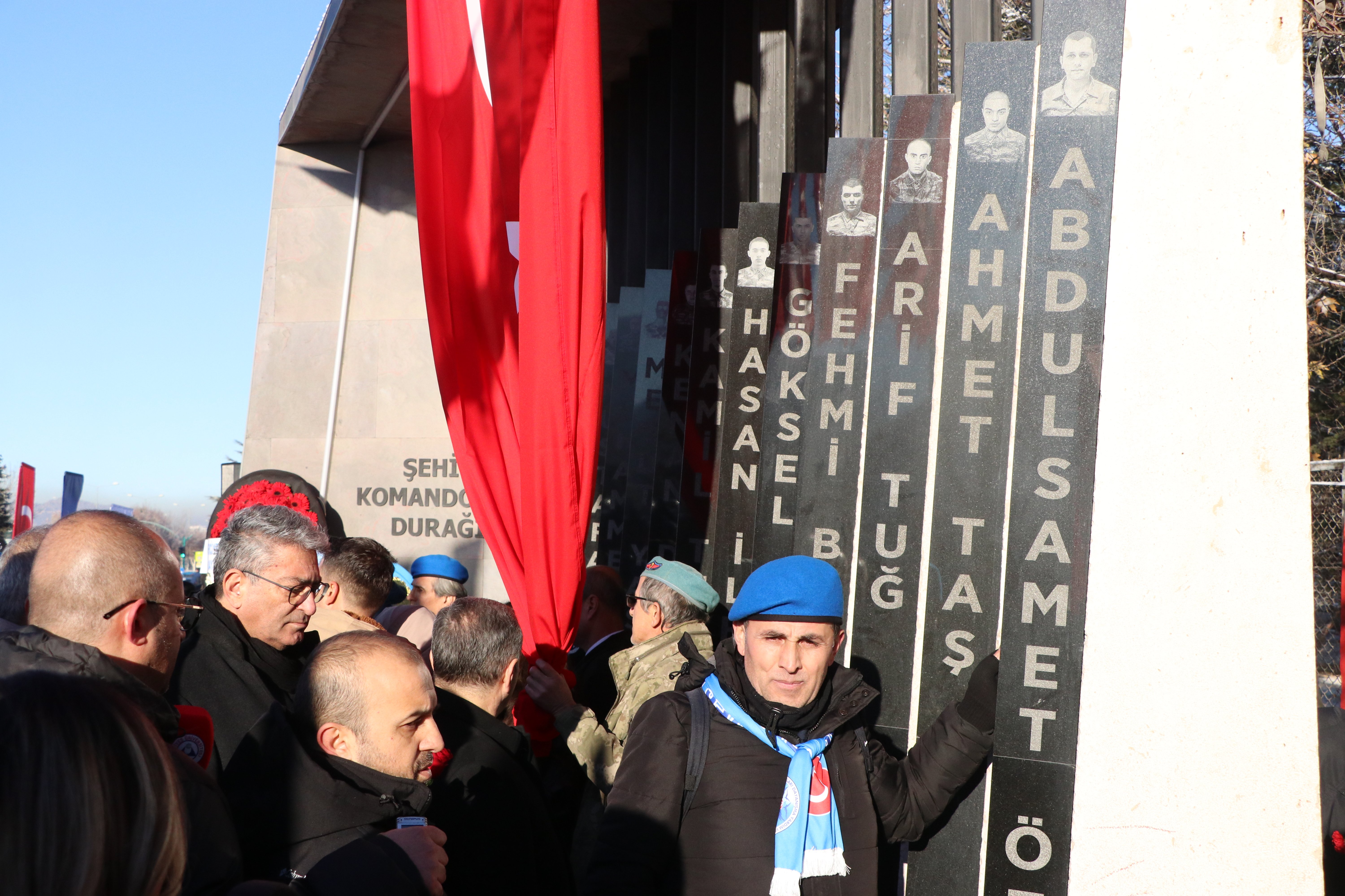 Kayseri vatandaşlar şehit anma töreni