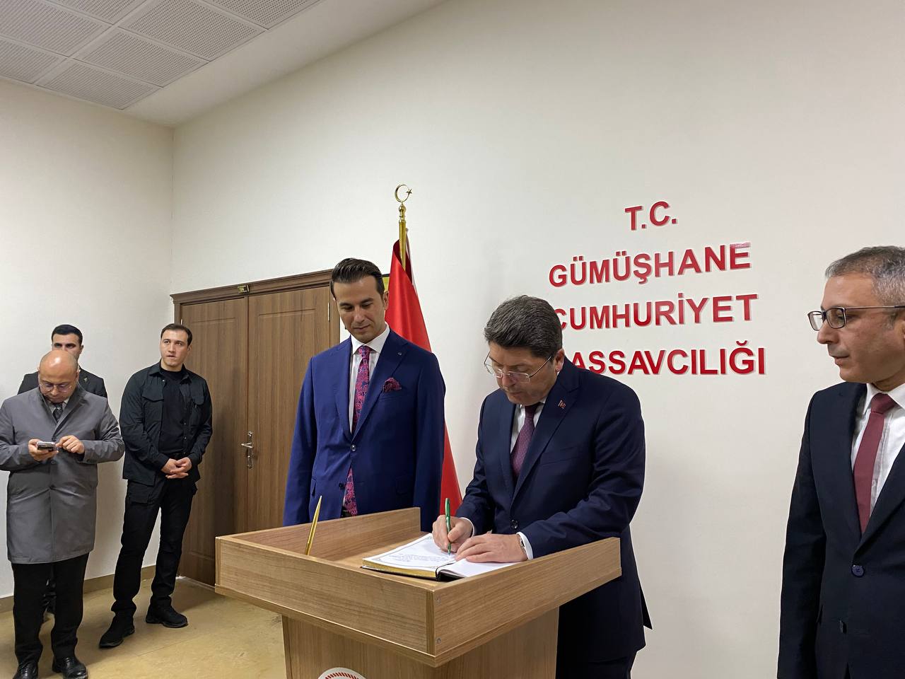 Bakan Tunç konuşma yapıyor