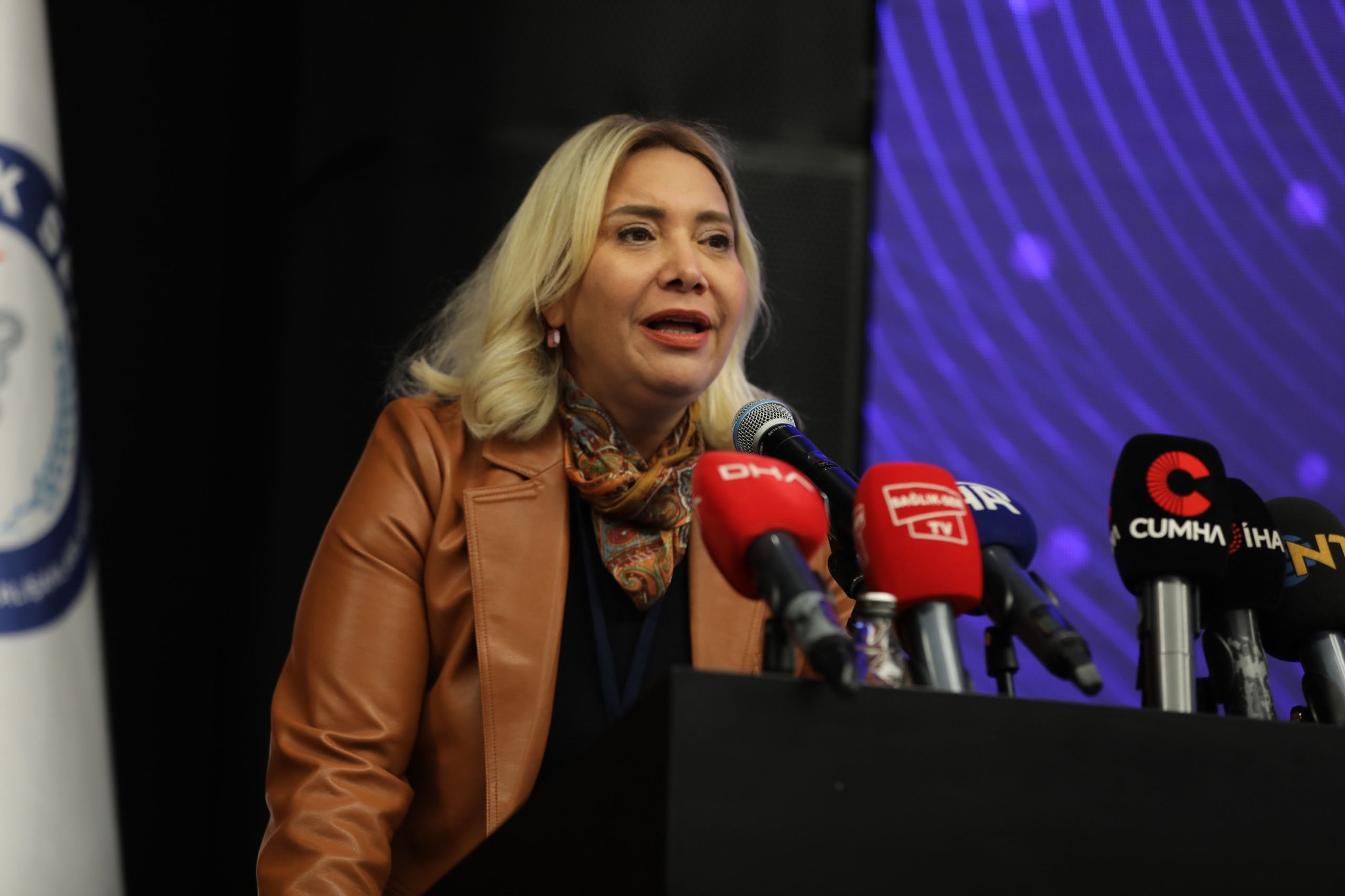 Prof. Dr. Fatma Deniz Sayıner Ebelik Sempozyumu