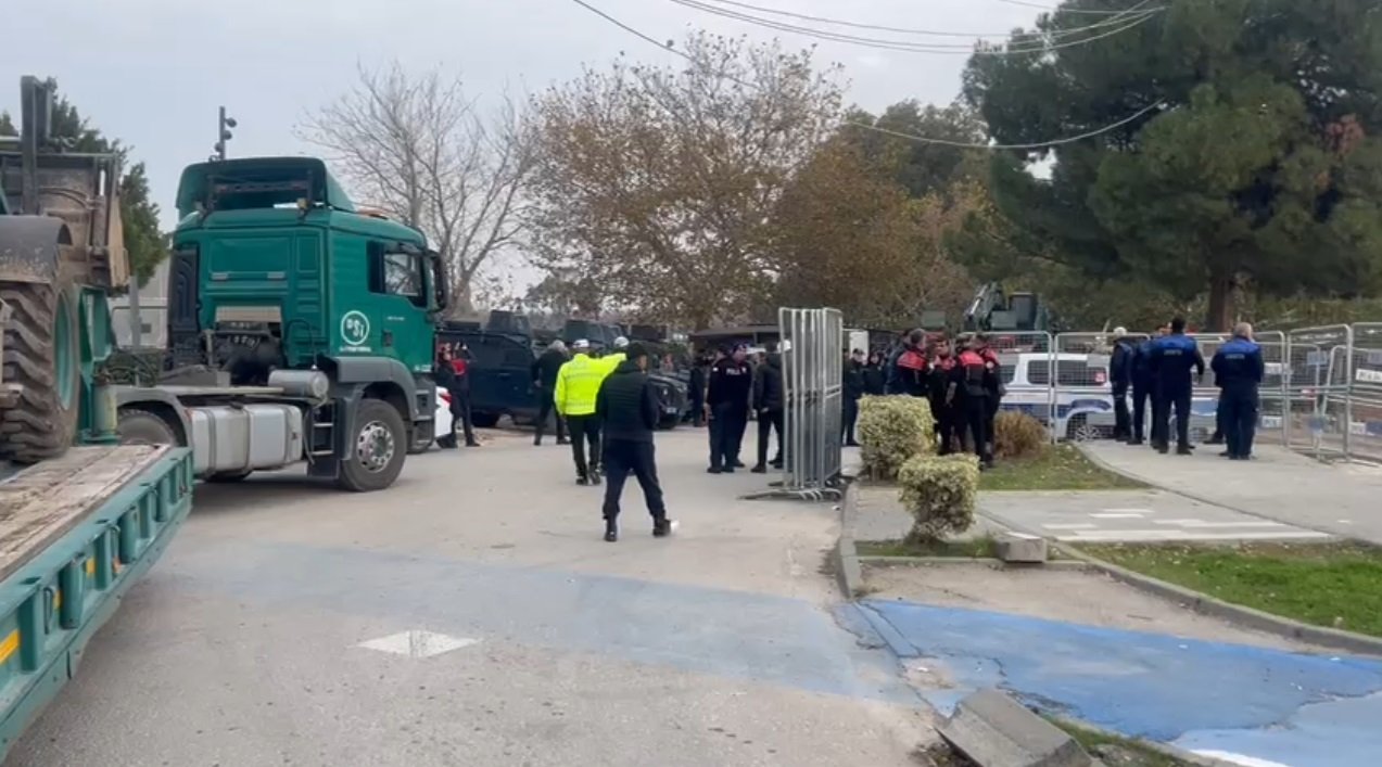 Adana Amerikan Adası yıkım direnişi