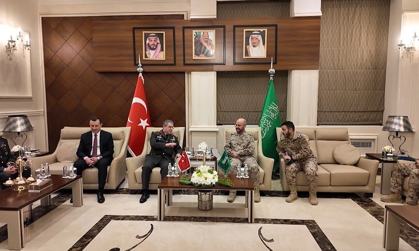 Genelkurmay Başkanı Selçuk Bayraktaroğlu Suudi Arabistan