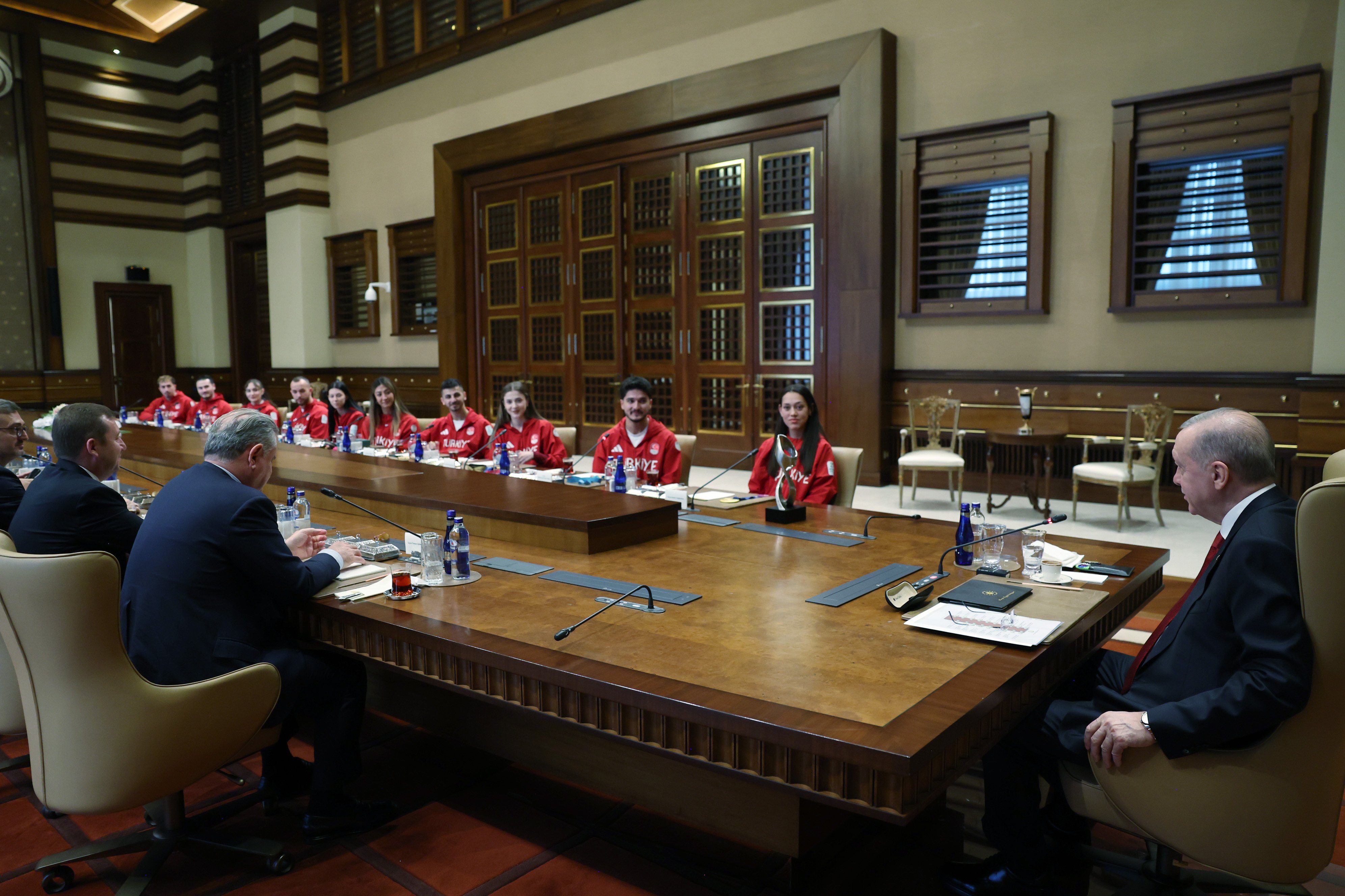 Gençlik ve Spor Bakanı Osman Aşkın Bak