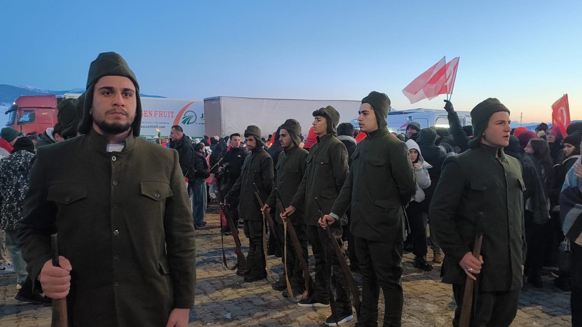 Sarıkamış Saygı Nöbeti Öğrenciler