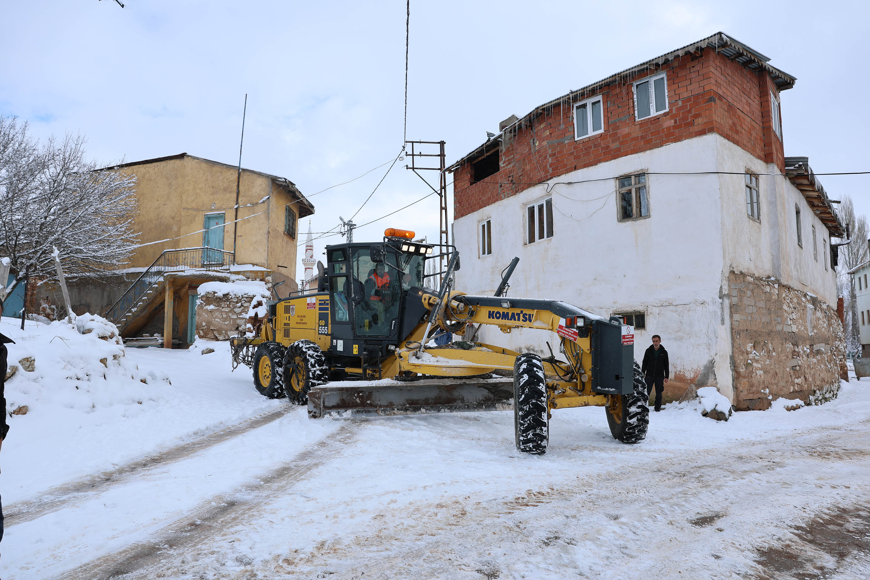 Sivas Valisi Yılmaz Şimşek saha incelemesi