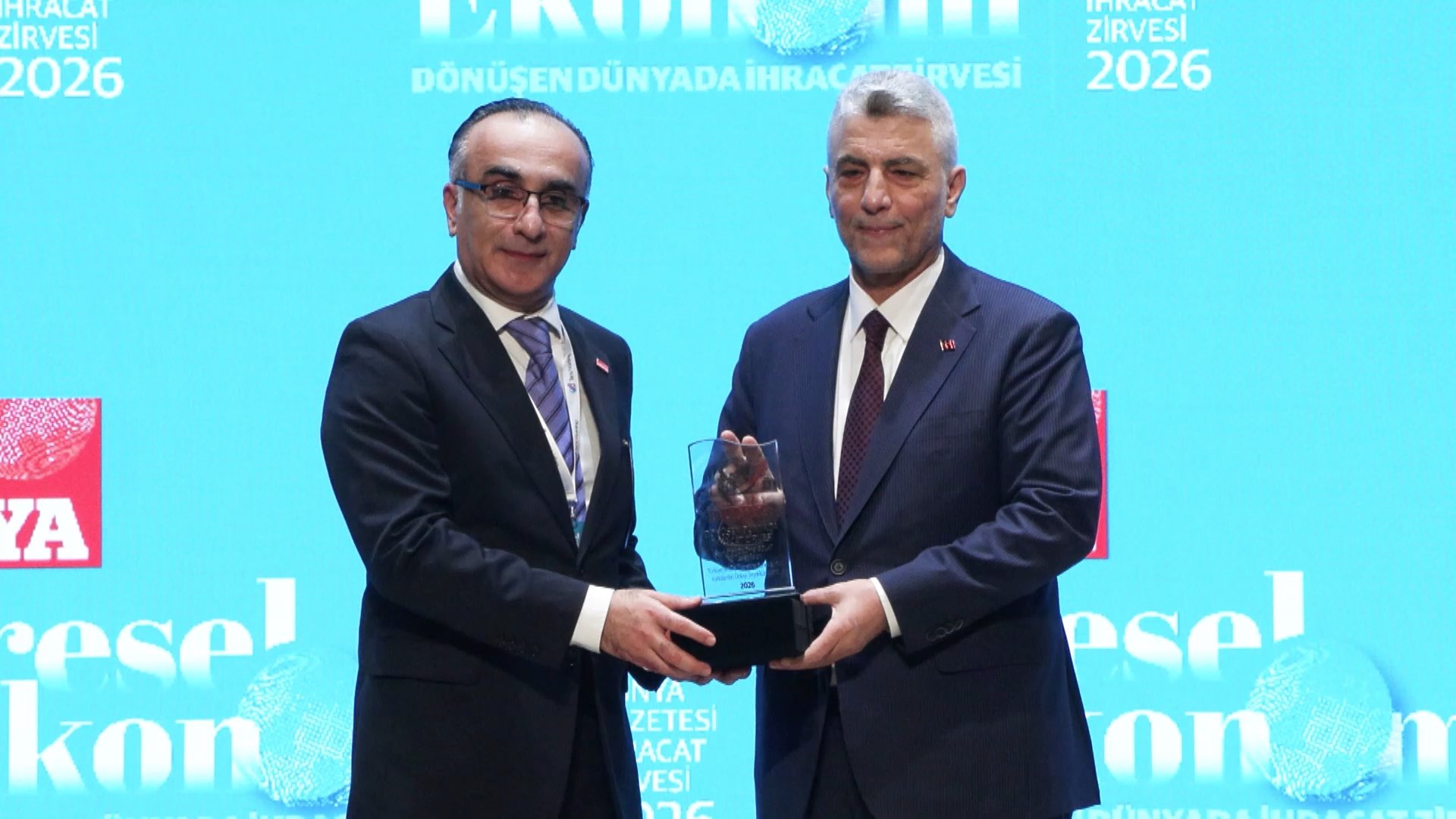 Ticaret Bakanı Ömer Bolat zirvede konuşuyor