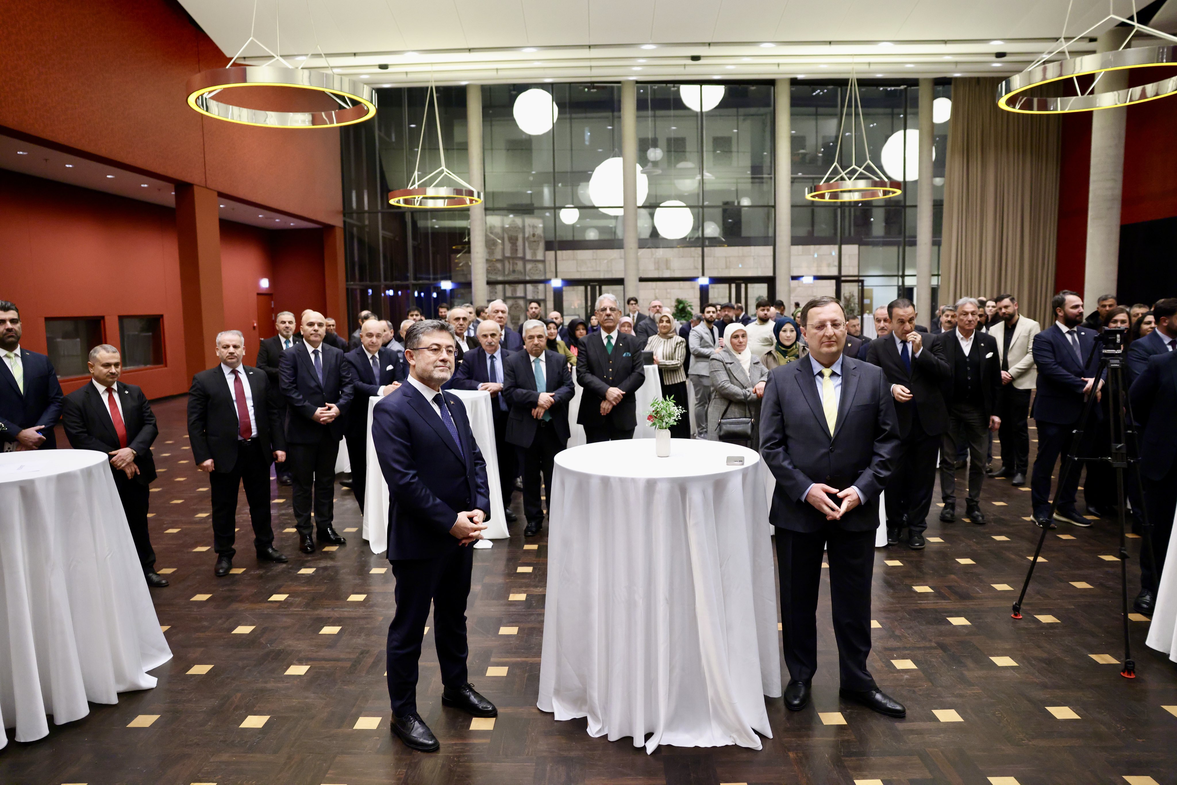 Bakan Yumaklı Berlin Toplantısı