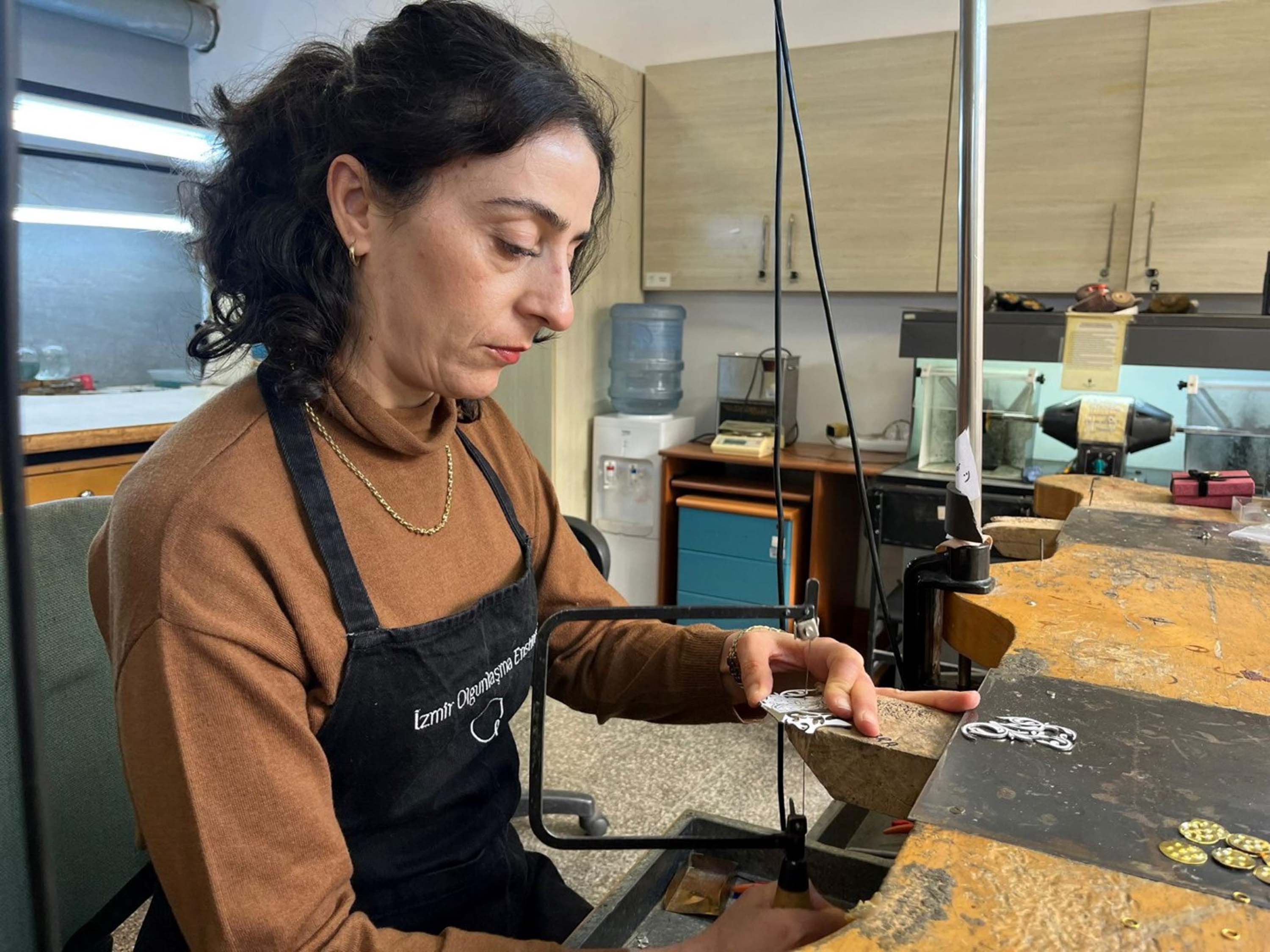 El yapımı gelin başlığı