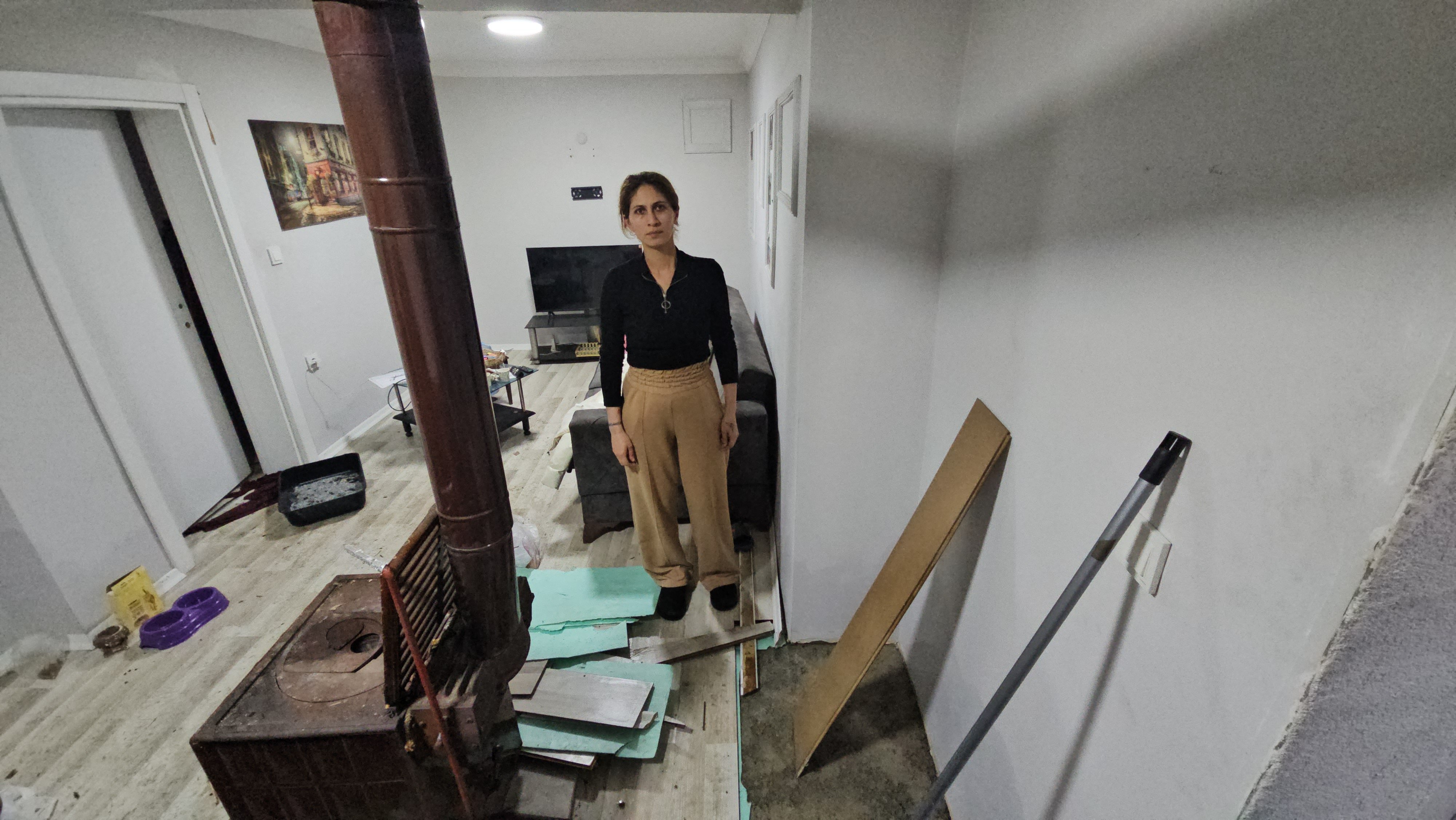 Zonguldak su basan ev kapı