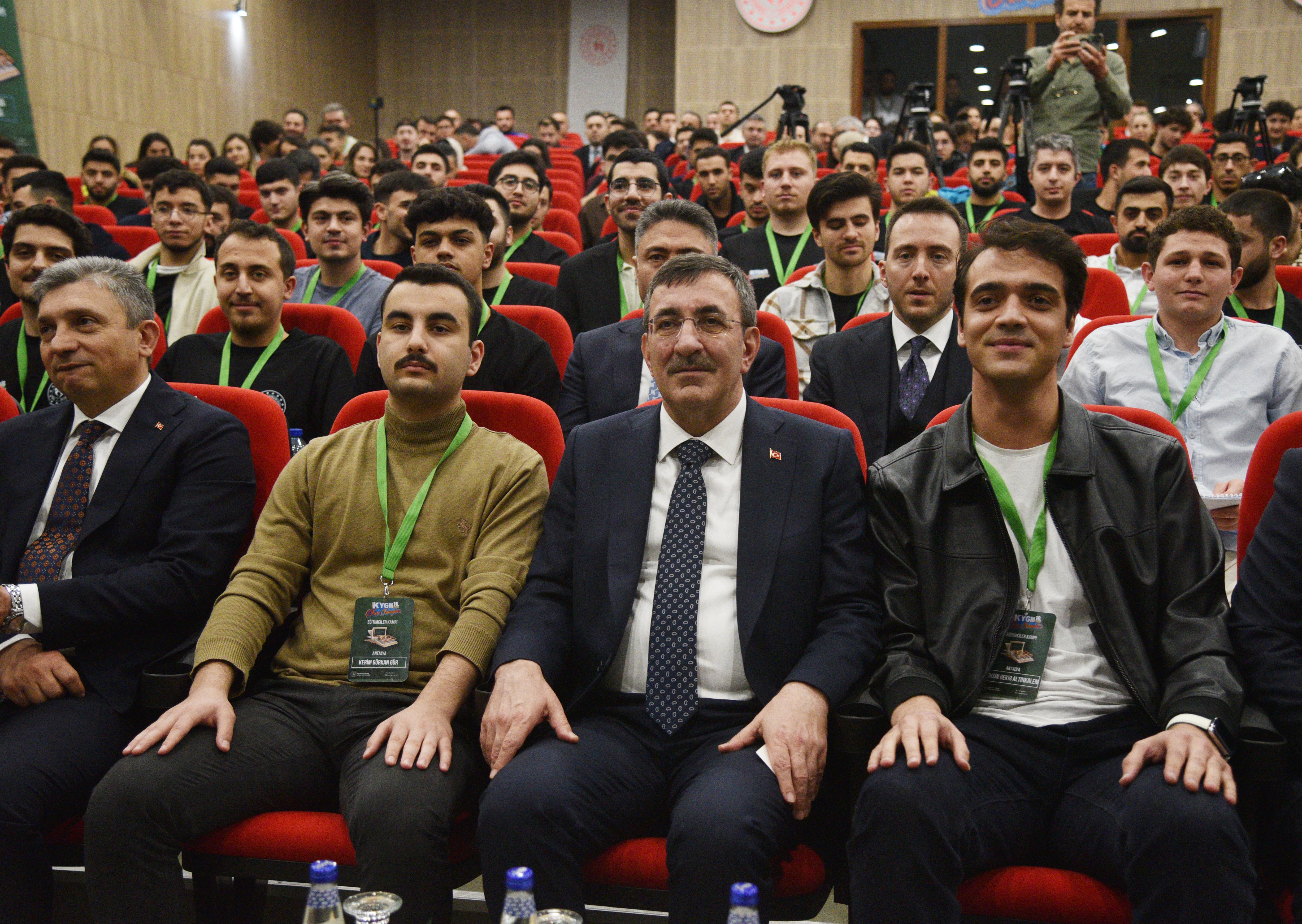 Cevdet Yılmaz Konuşma Yapıyor