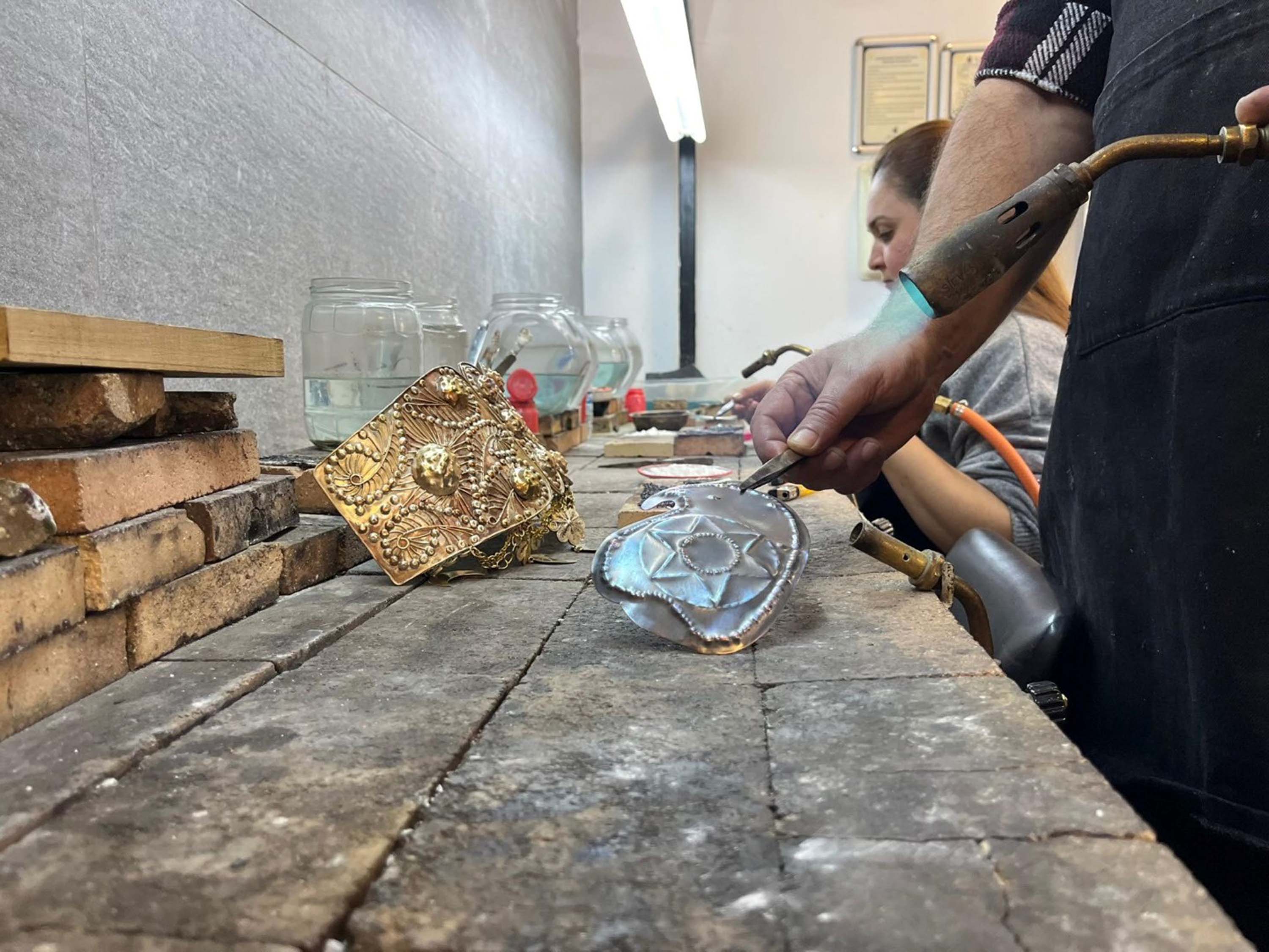 Geleneksel takı üretimi