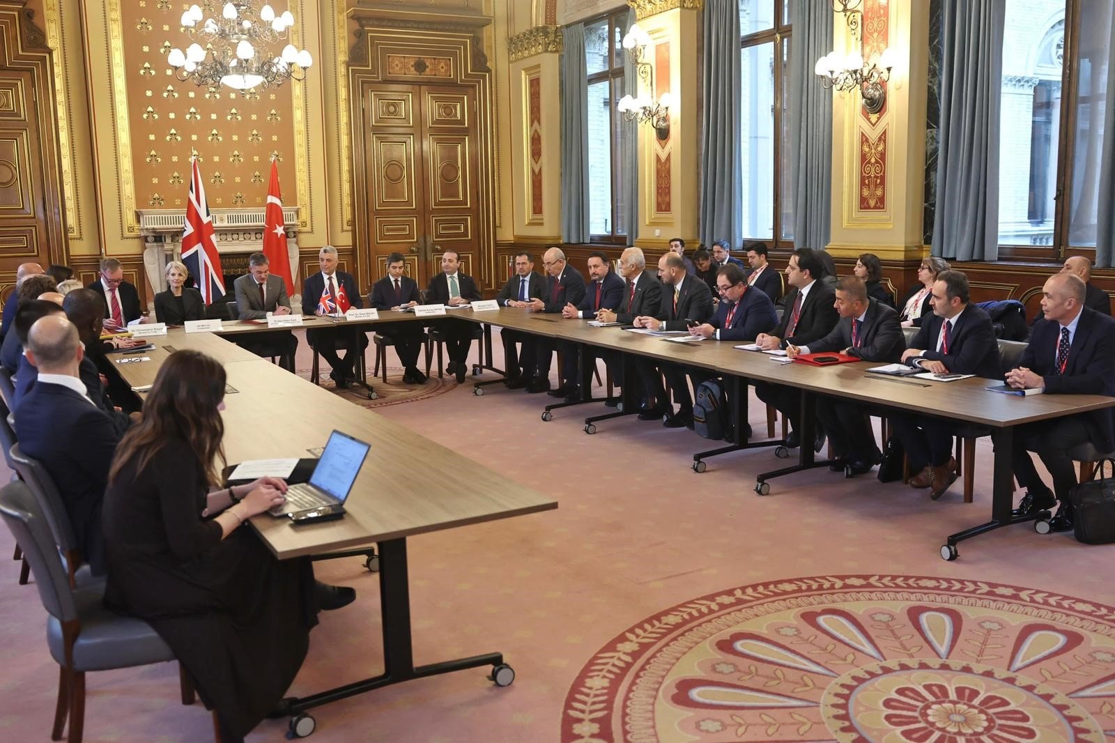 Ticaret Bakanı Ömer Bolat Birleşik Krallık JETCO Toplantısı