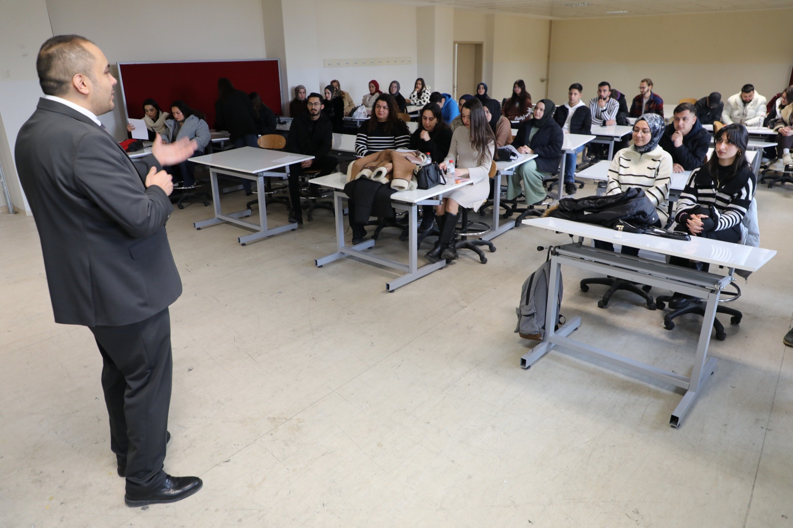 Sanayi ve Teknoloji Bakanlığı Sektör Kampüste Programı