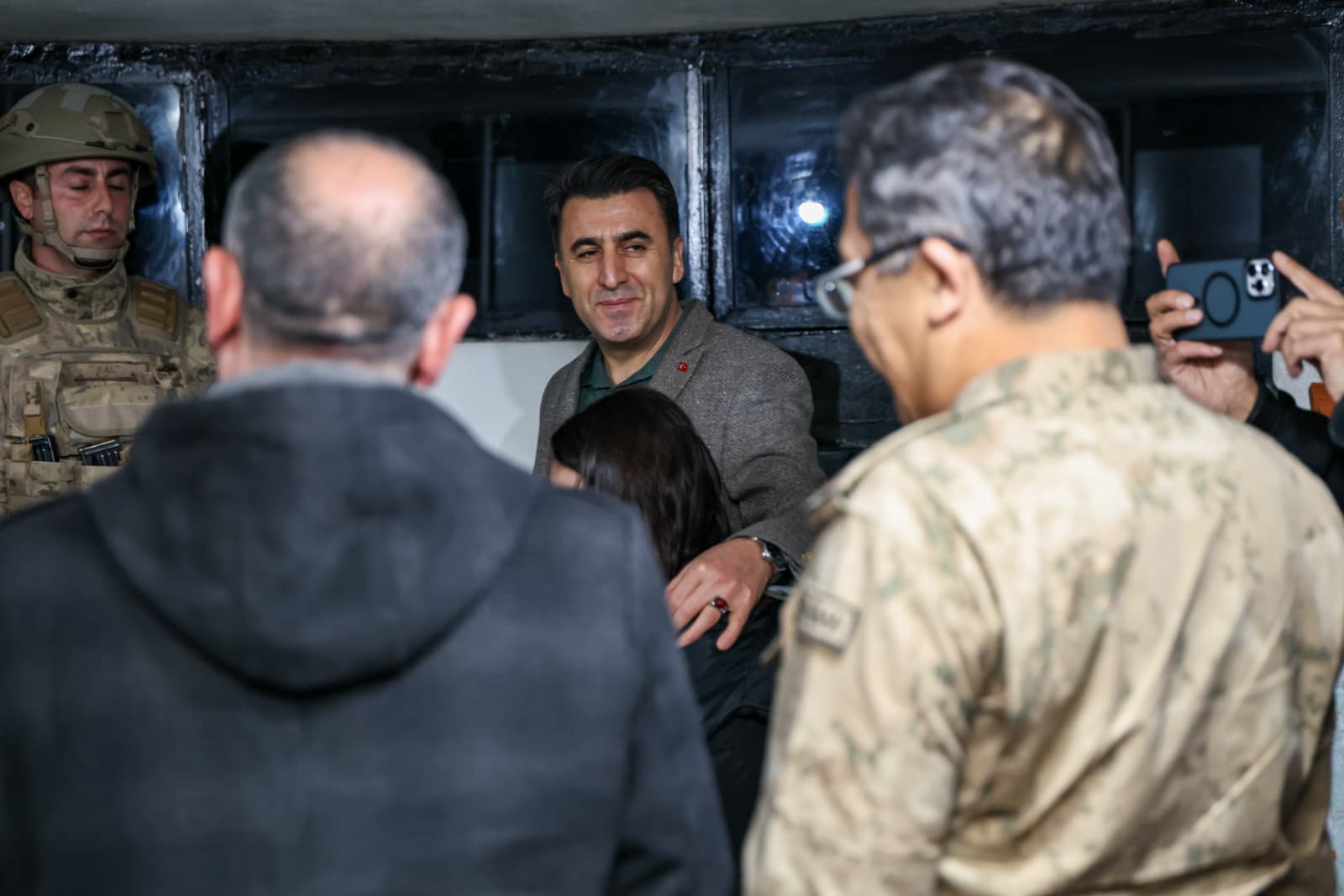 Jandarma Uzman Çavuş Resul Bal ailesiyle buluşma anı