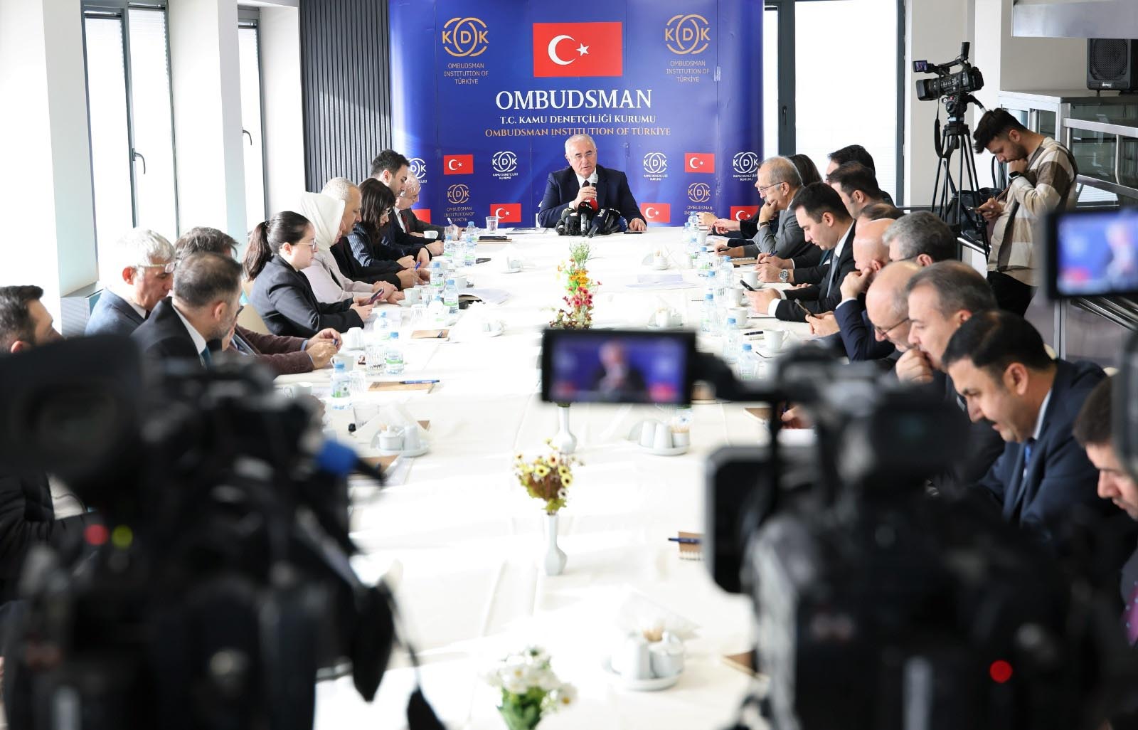 KDK Başkanı Mehmet Akarca basın toplantısı