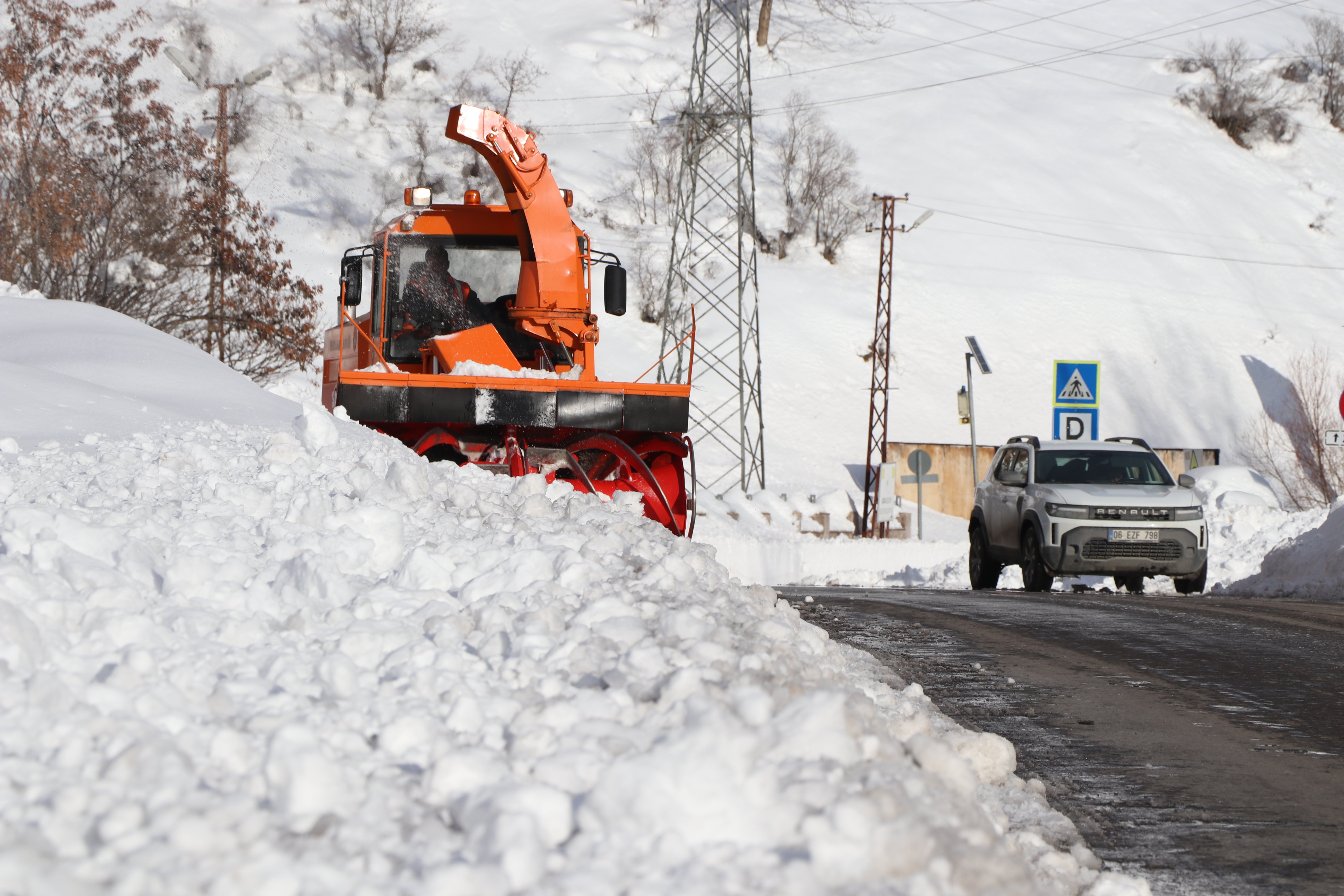 Bitlis kar yol açma çalışması