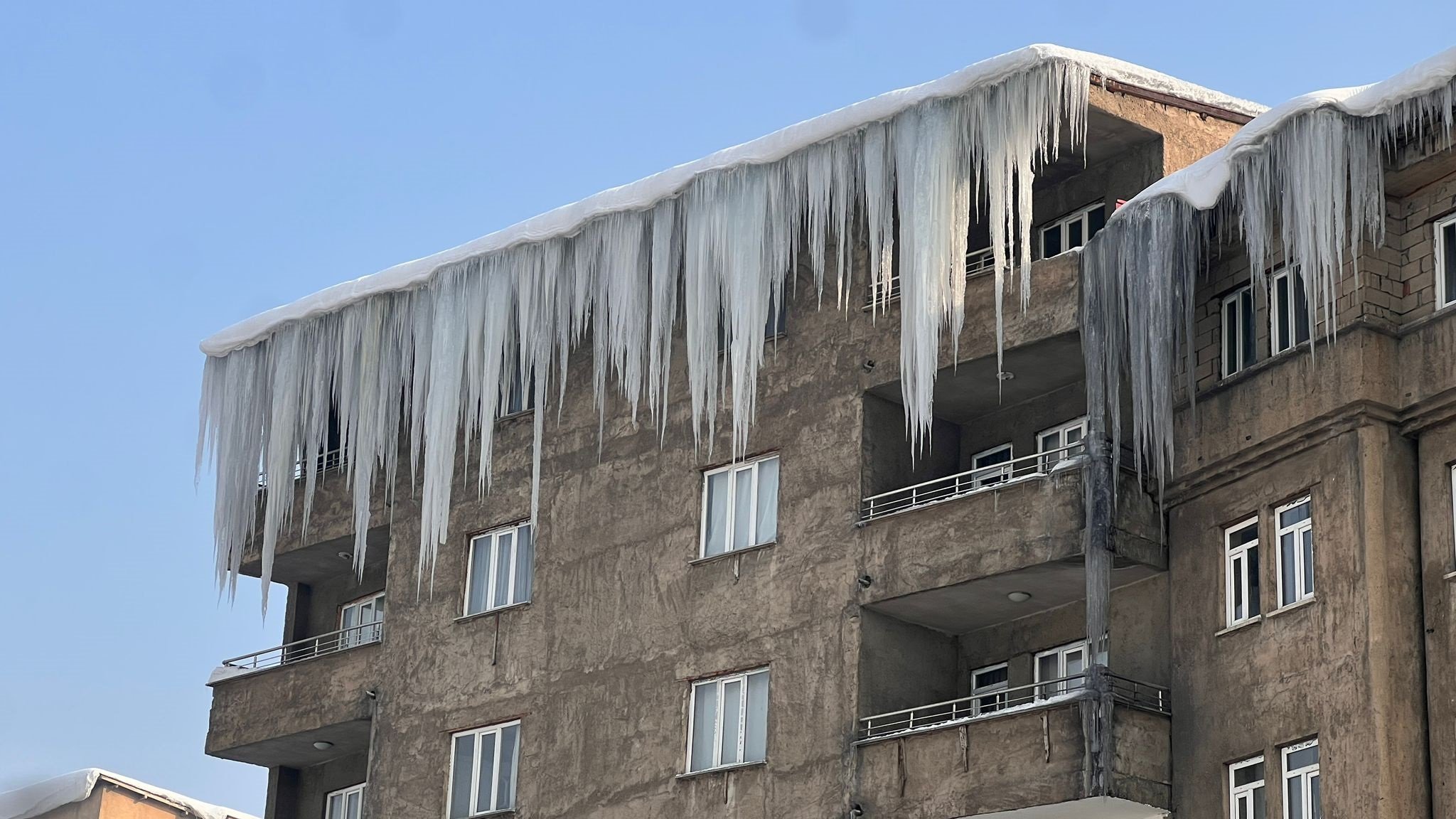 Hakkari kar temizleme çalışması