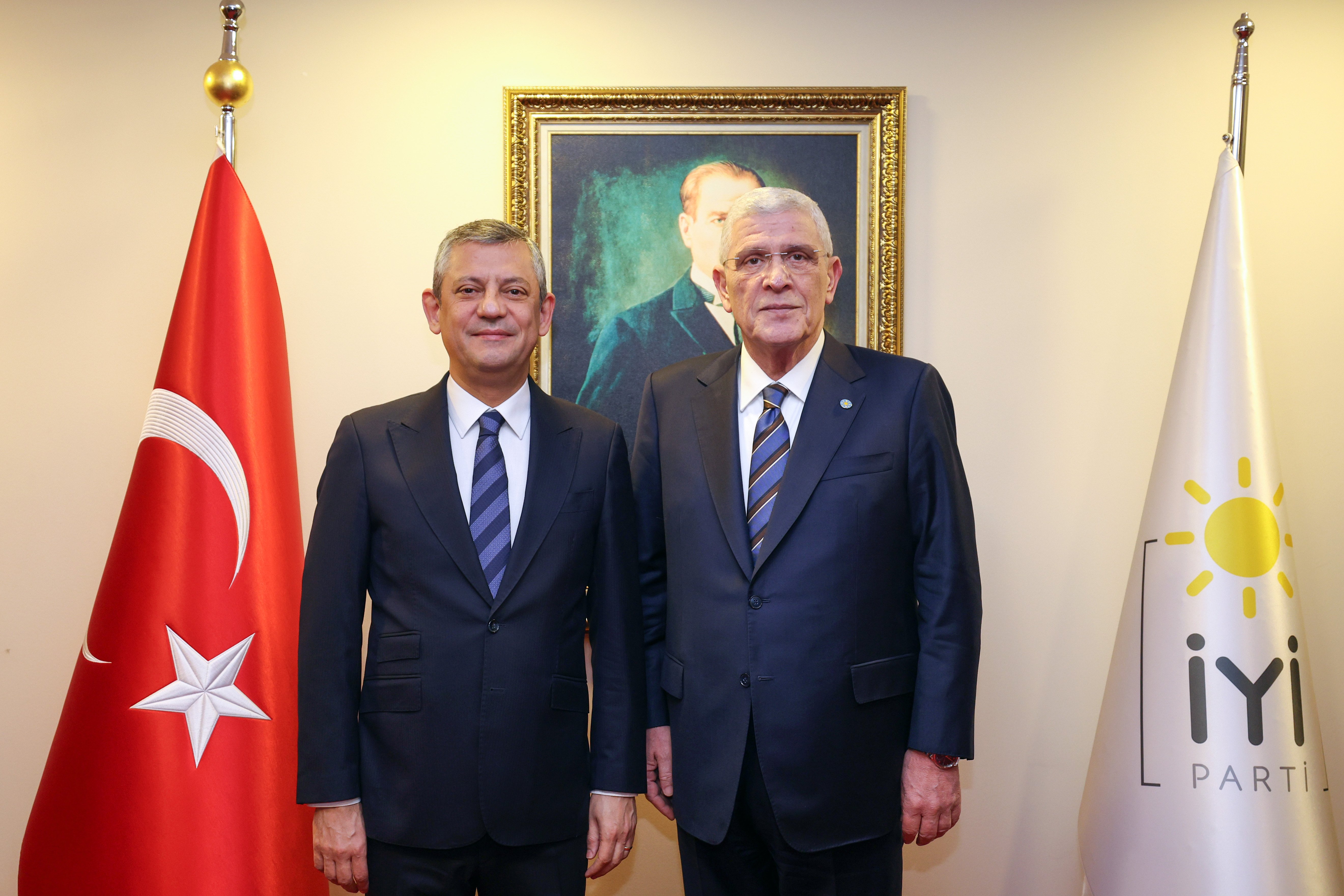 Özgür Özel Müsavat Dervişoğlu görüşmesi