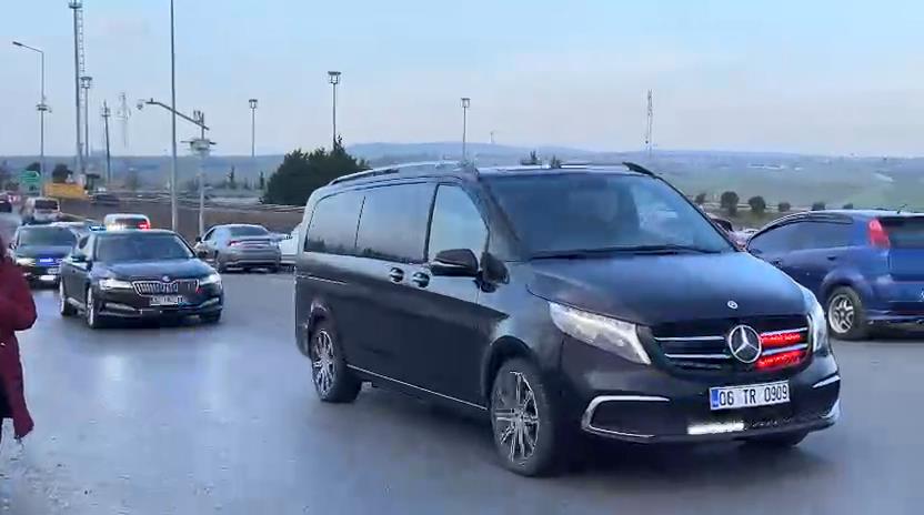 Özgür Özel Ekrem İmamoğlu ziyareti