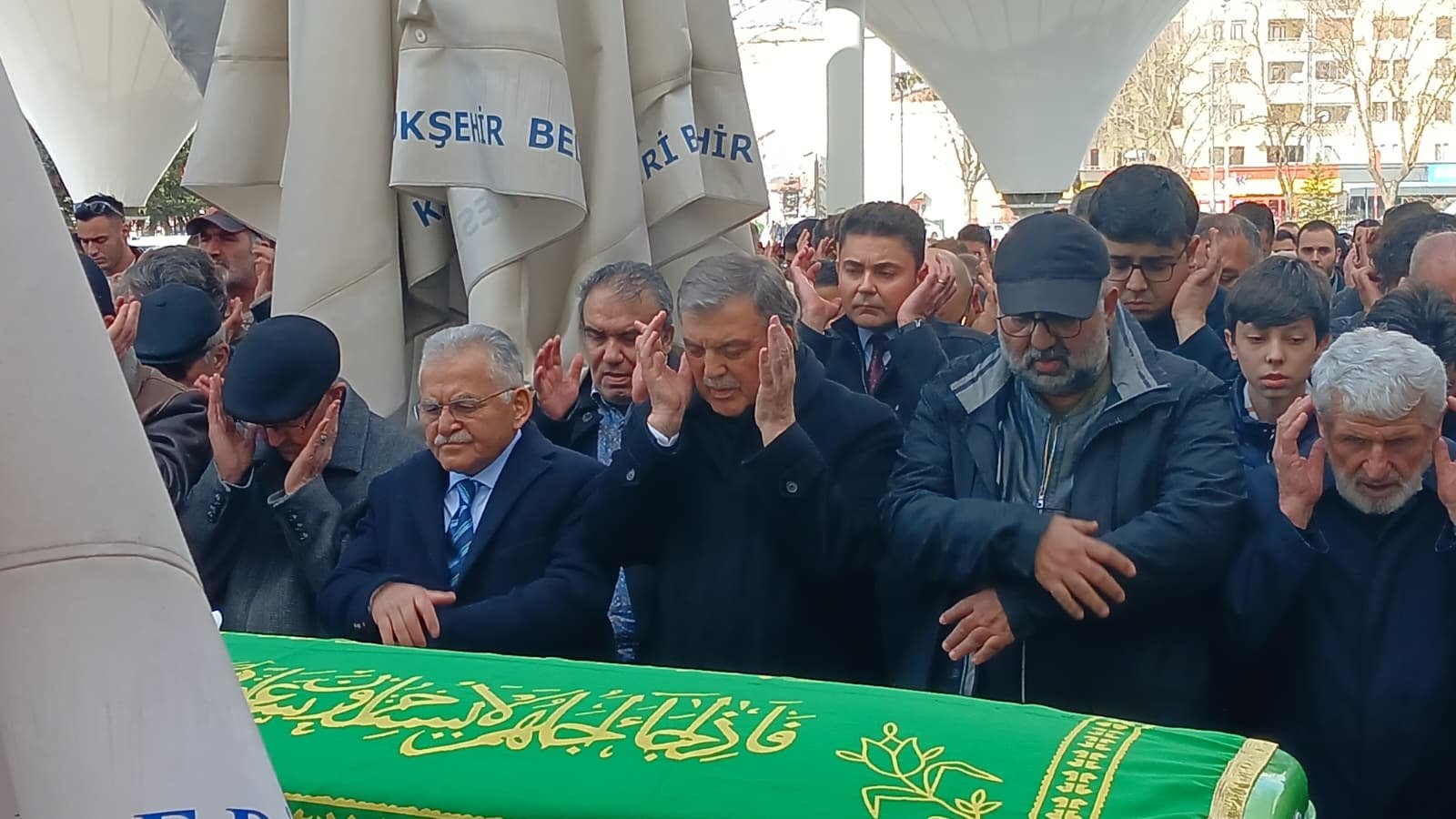 Abdullah Gül cenaze namazı