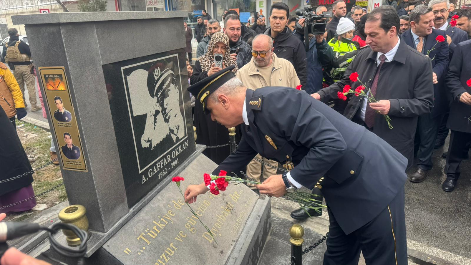 Diyarbakır Emniyet Müdürü Nurettin Gökduman konuşma yapıyor