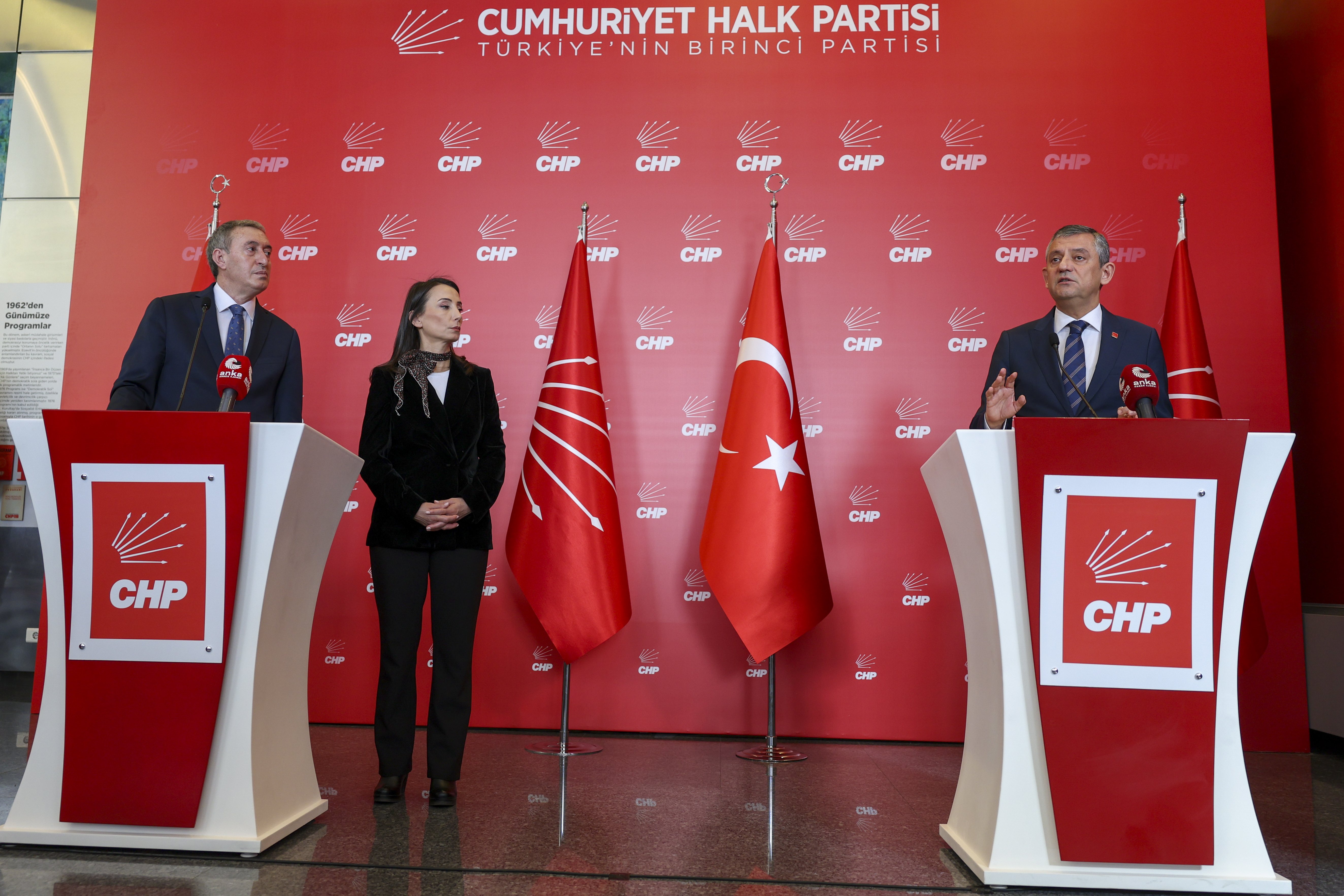 CHP Genel Merkezi görüşme