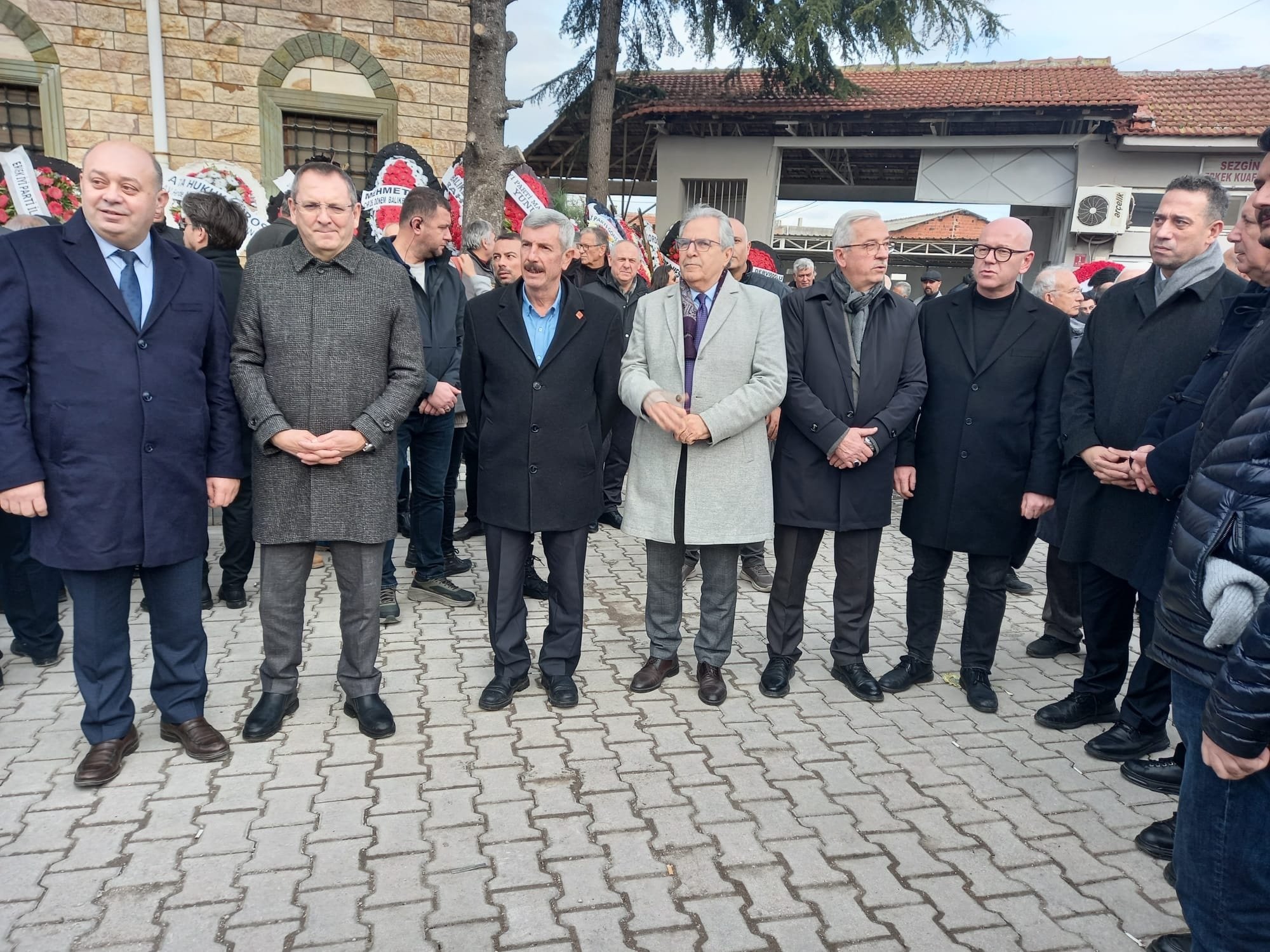 İYİ Parti Genel Başkanı Müsavat Dervişoğlu cenaze töreni