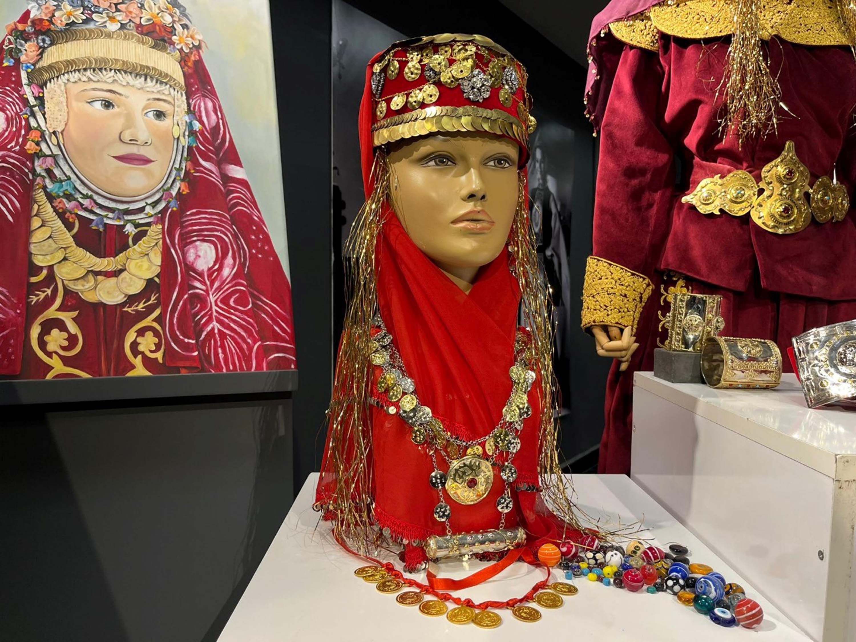 İzmir Olgunlaşma Enstitüsü gelin takıları