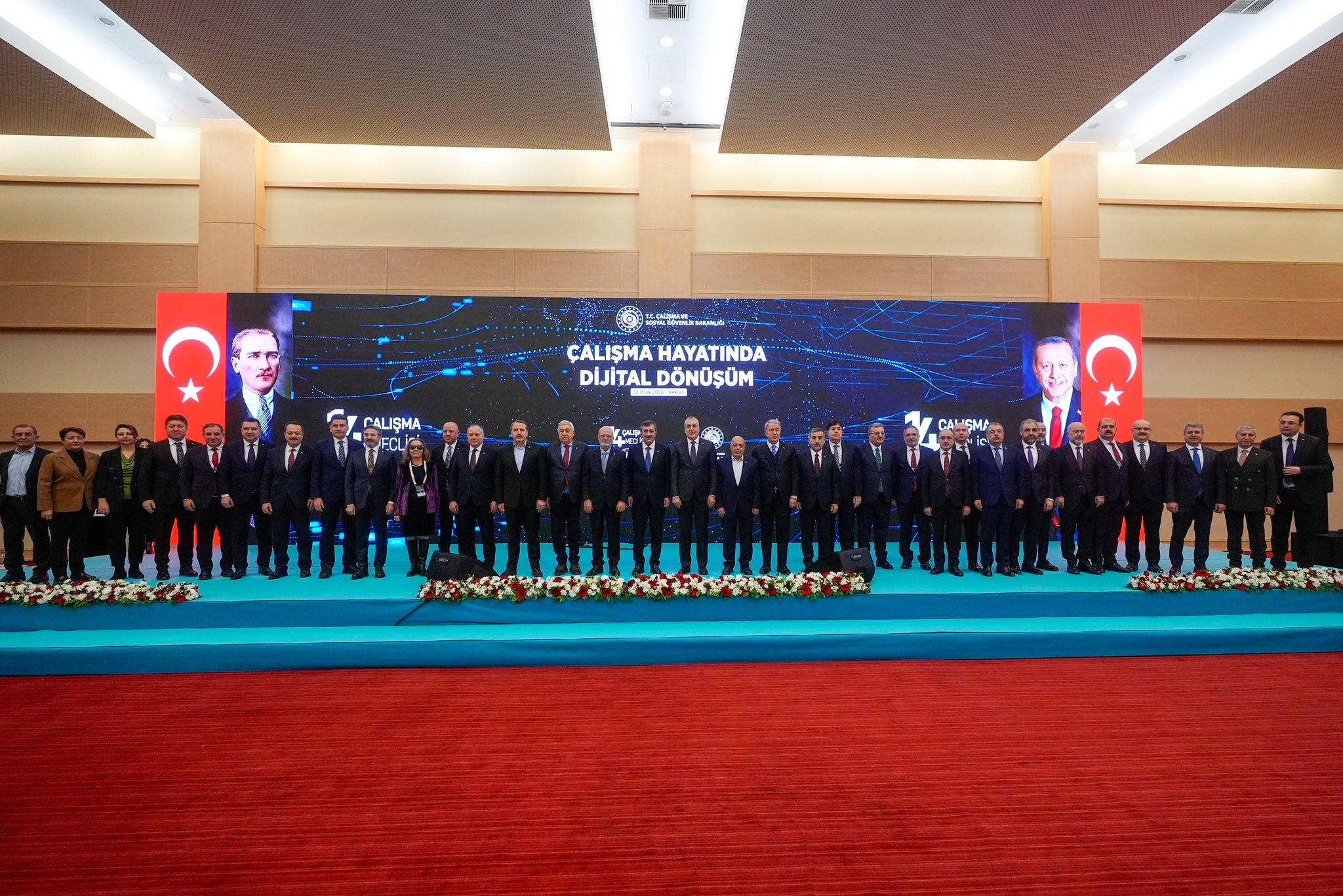 Cevdet Yılmaz Vedat Işıkhan Çalışma Meclisi