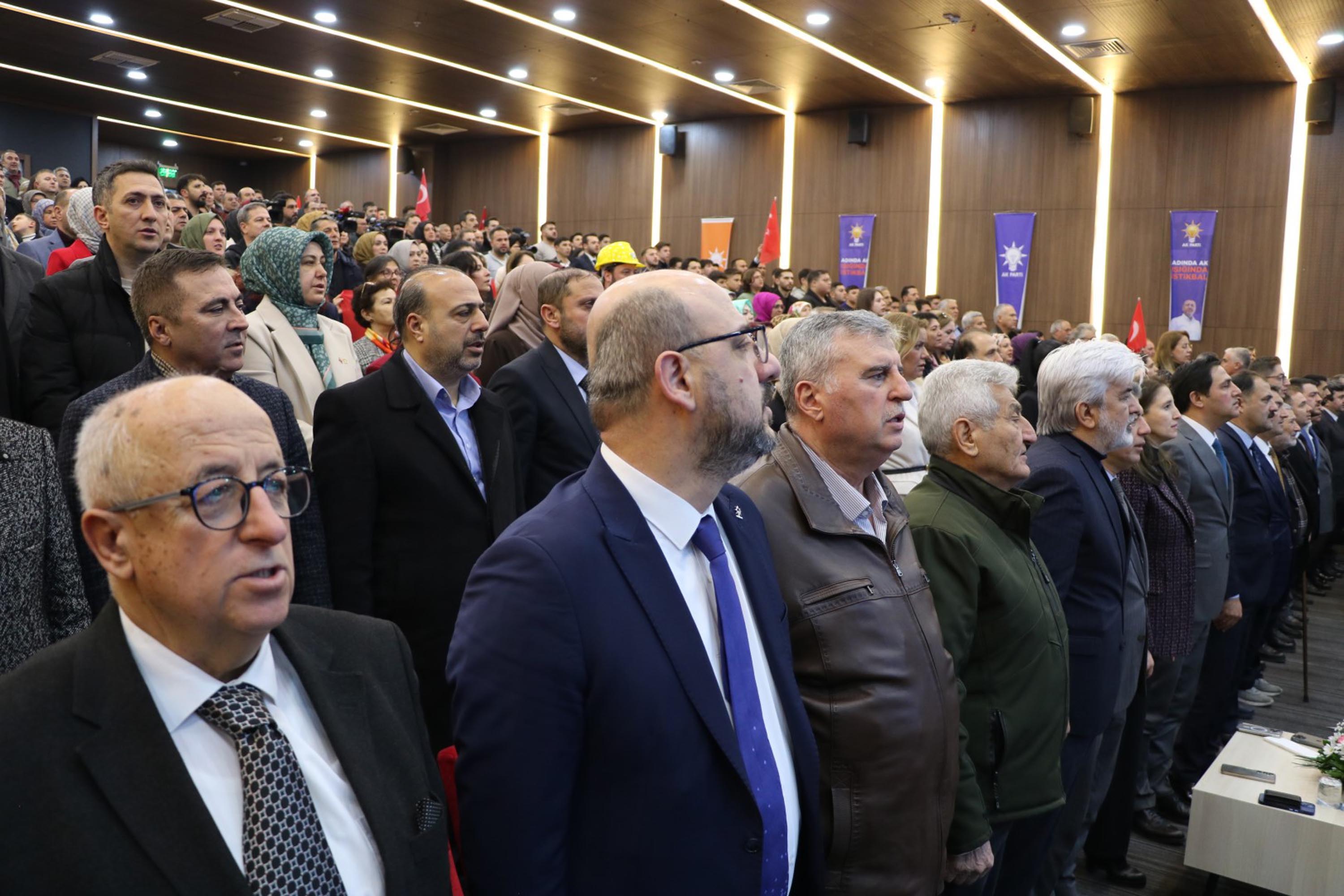 AK Parti toplantısı genel görünüm