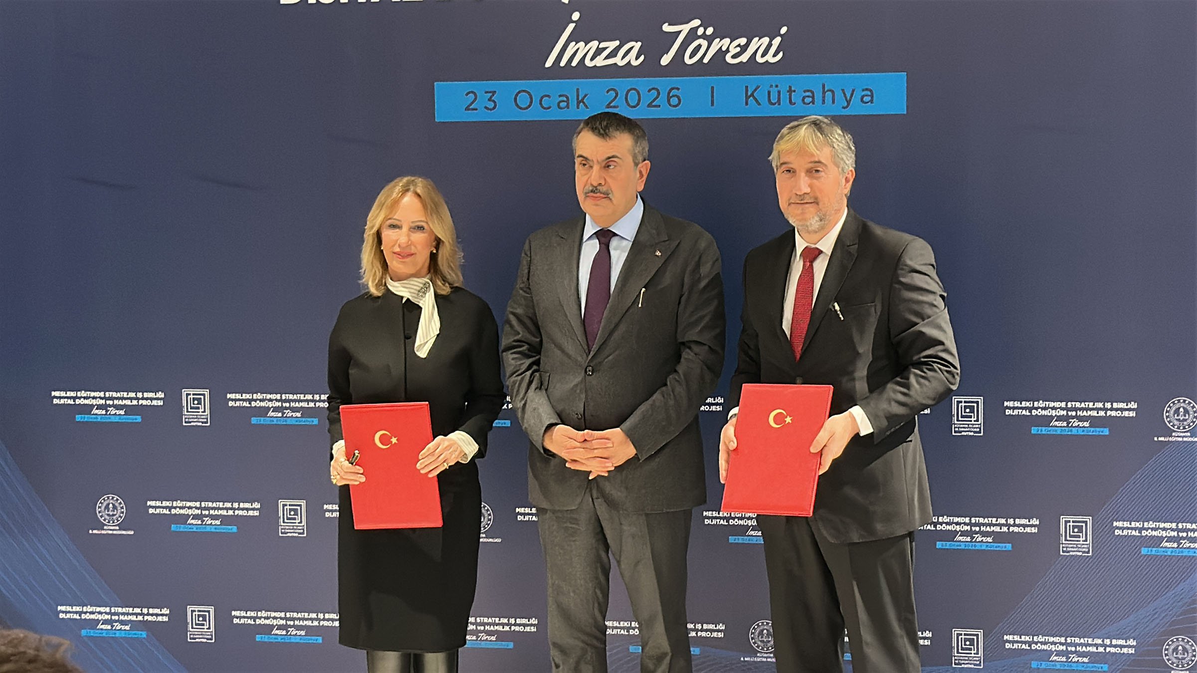 Bakan Tekin AK Parti Toplantısında