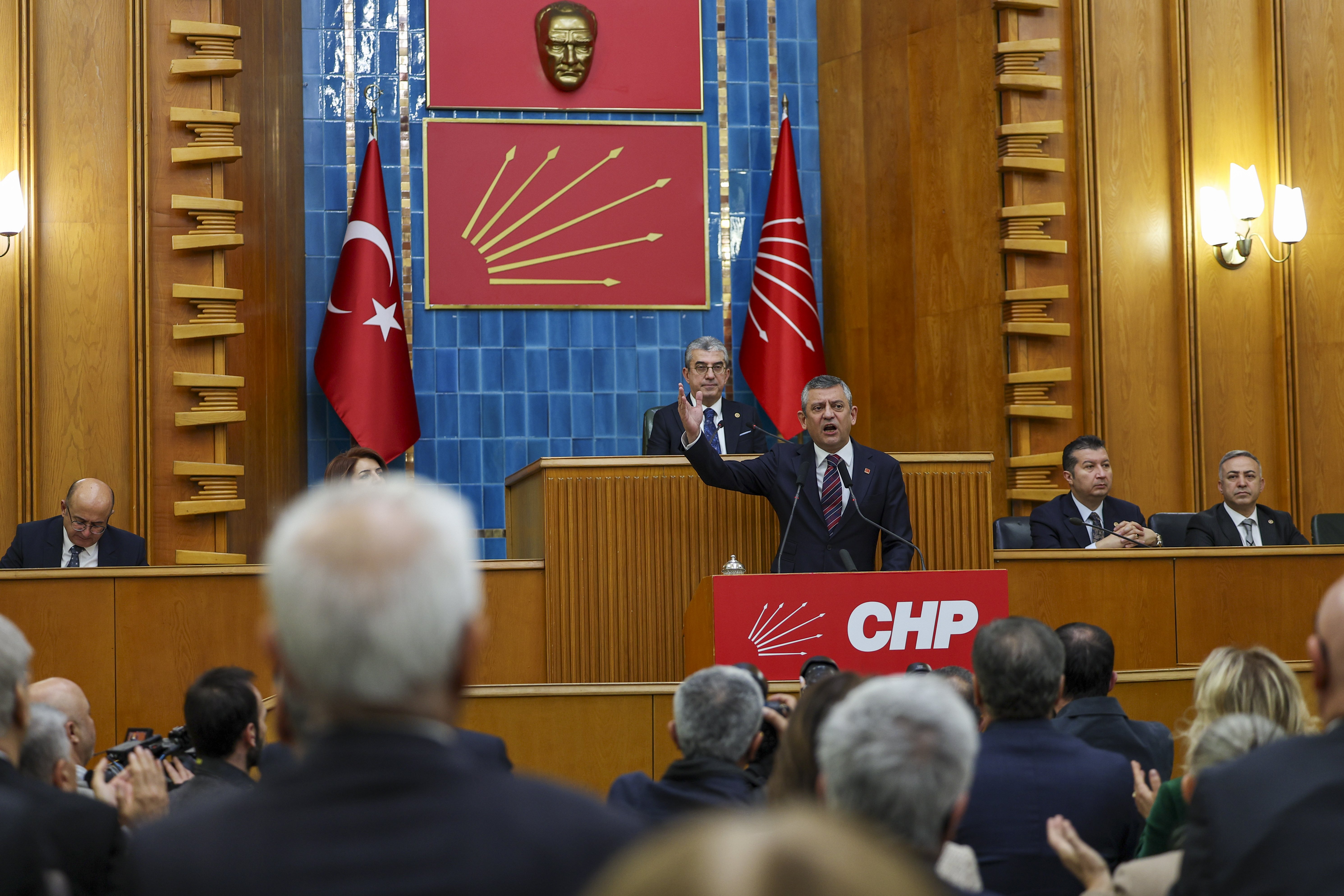 Özgür Özel dış politika açıklaması