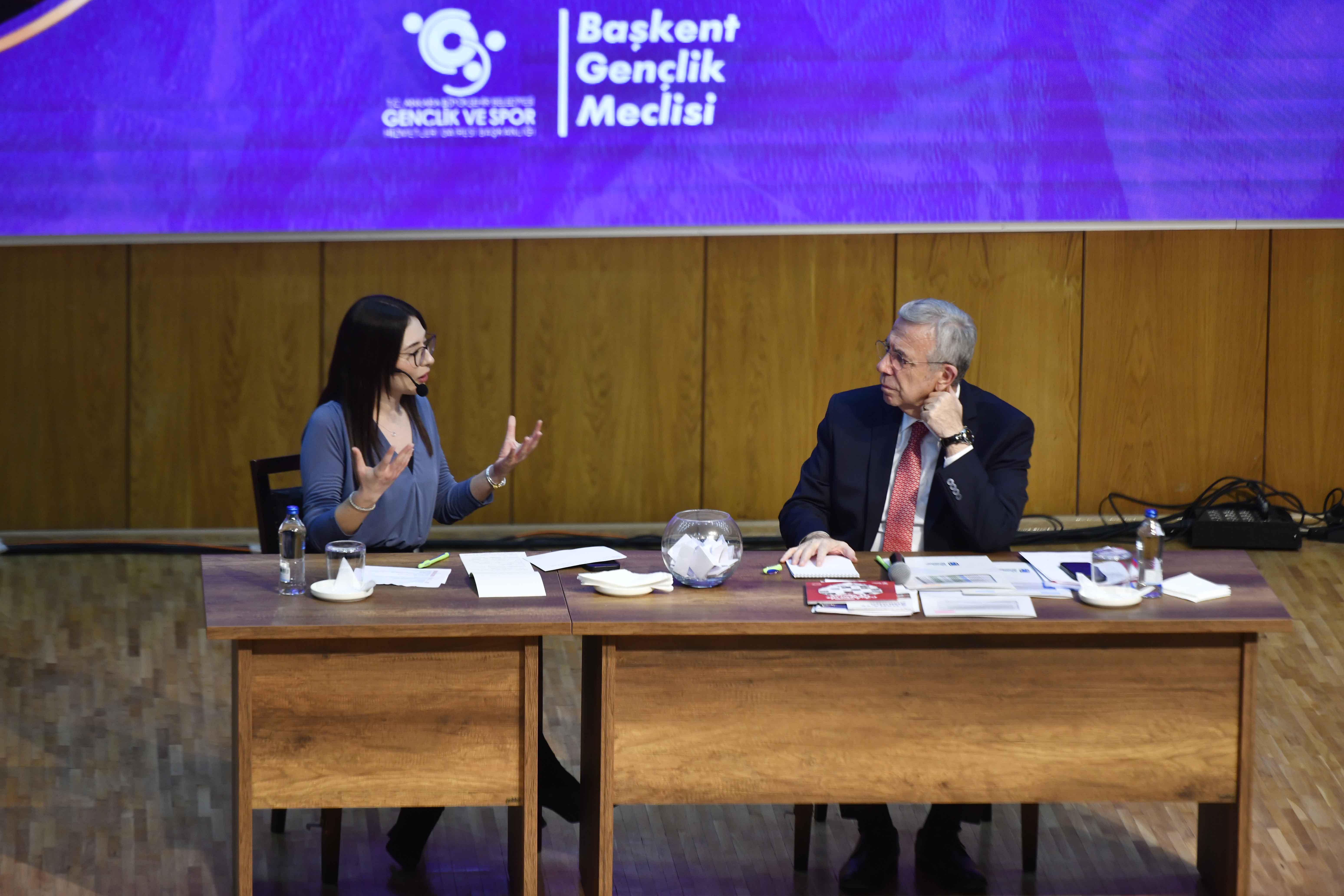 Mansur Yavaş Gençlik Programında