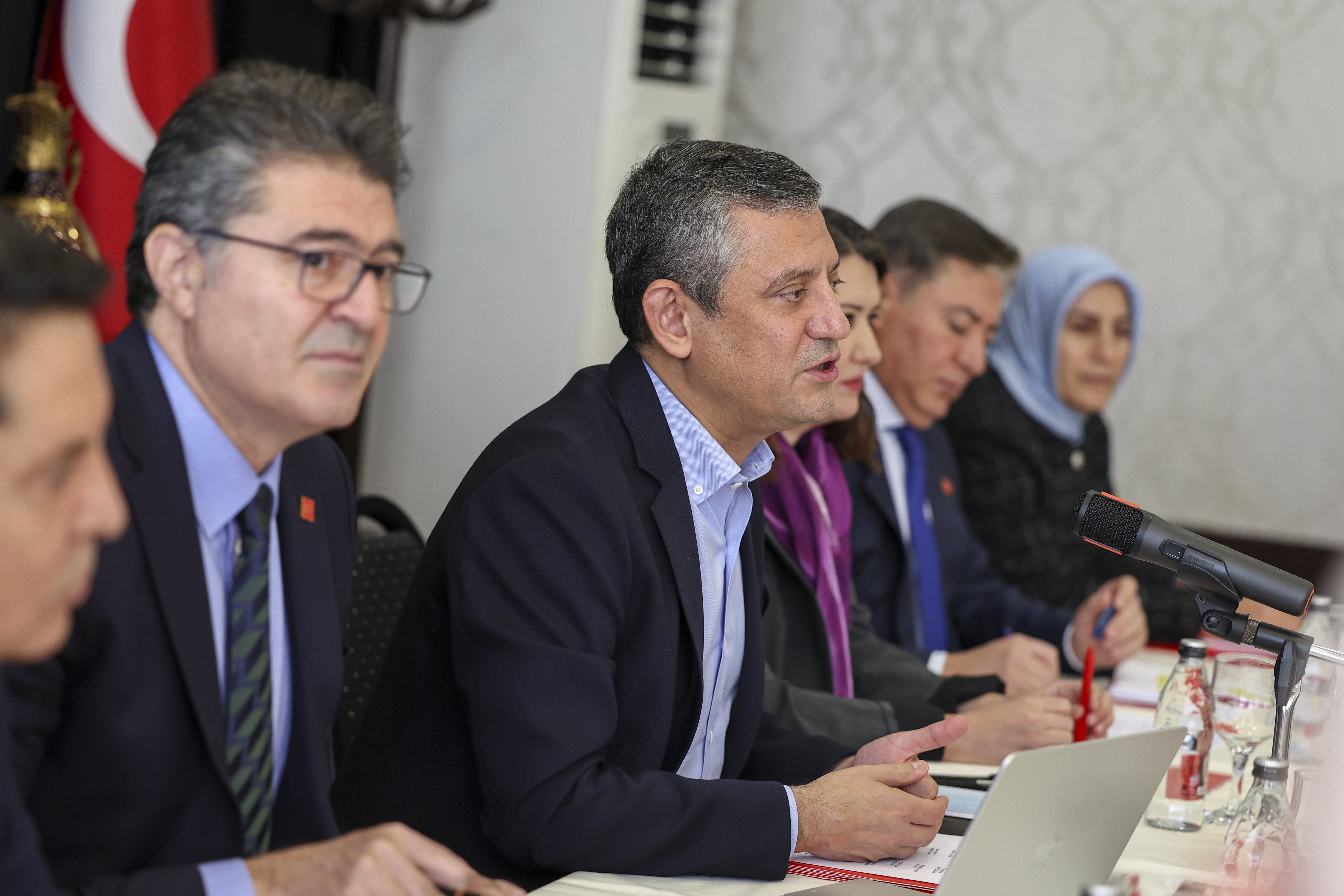 Özgür Özel CHP İl Başkanları Görüşmesi