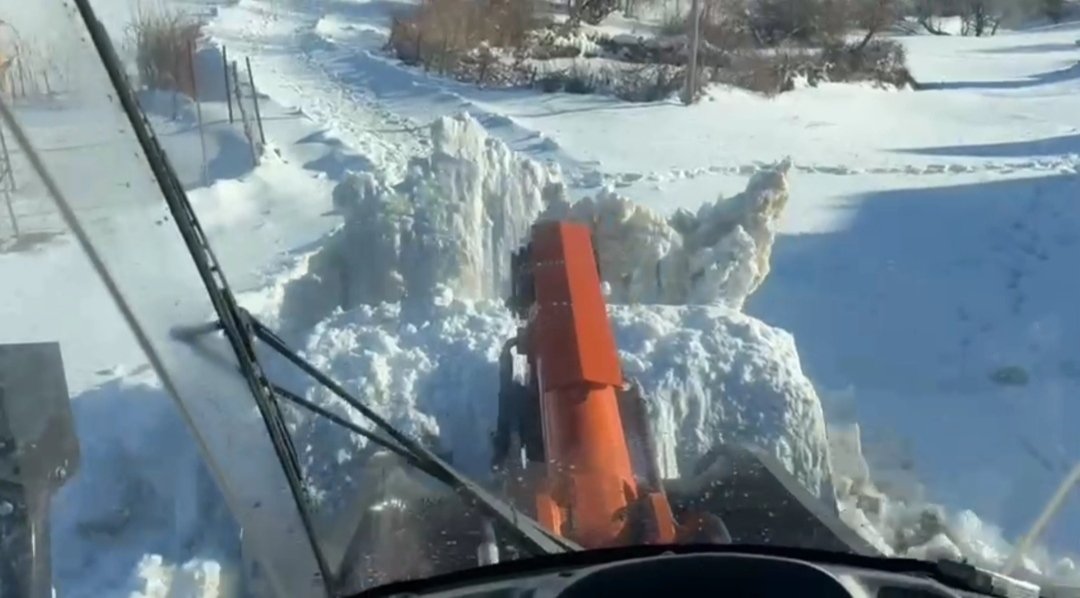 Batman kar mücadelesi iş makinaları