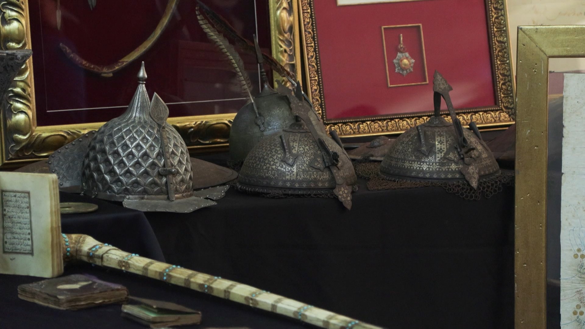 Operasyonda ele geçirilen tarihi sikkeler