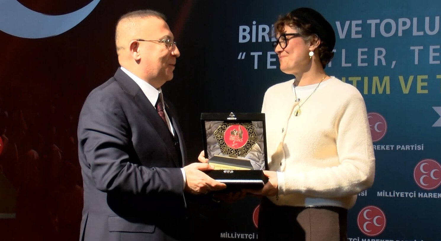 MHP Şiddetle Mücadele Kitabı