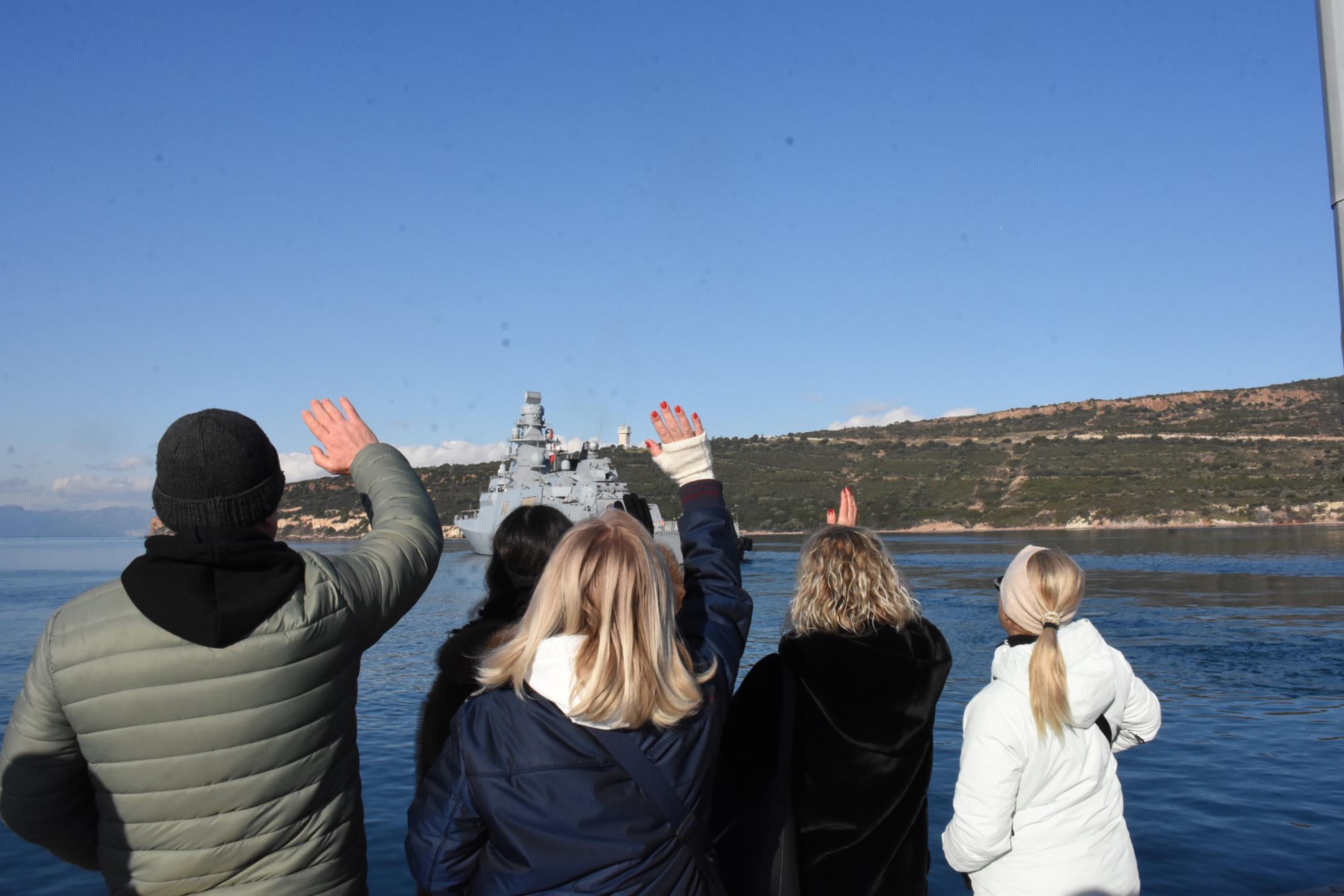Anadolu Türk Deniz Görev Kuvveti personeli törende