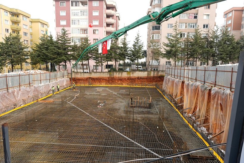 Sancaktepe Cemevi Temel Atma Töreni Katılımcıları