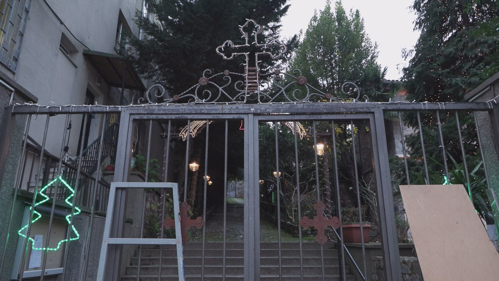 Panayia Rum Ortodoks Kilisesi duyuru panosu