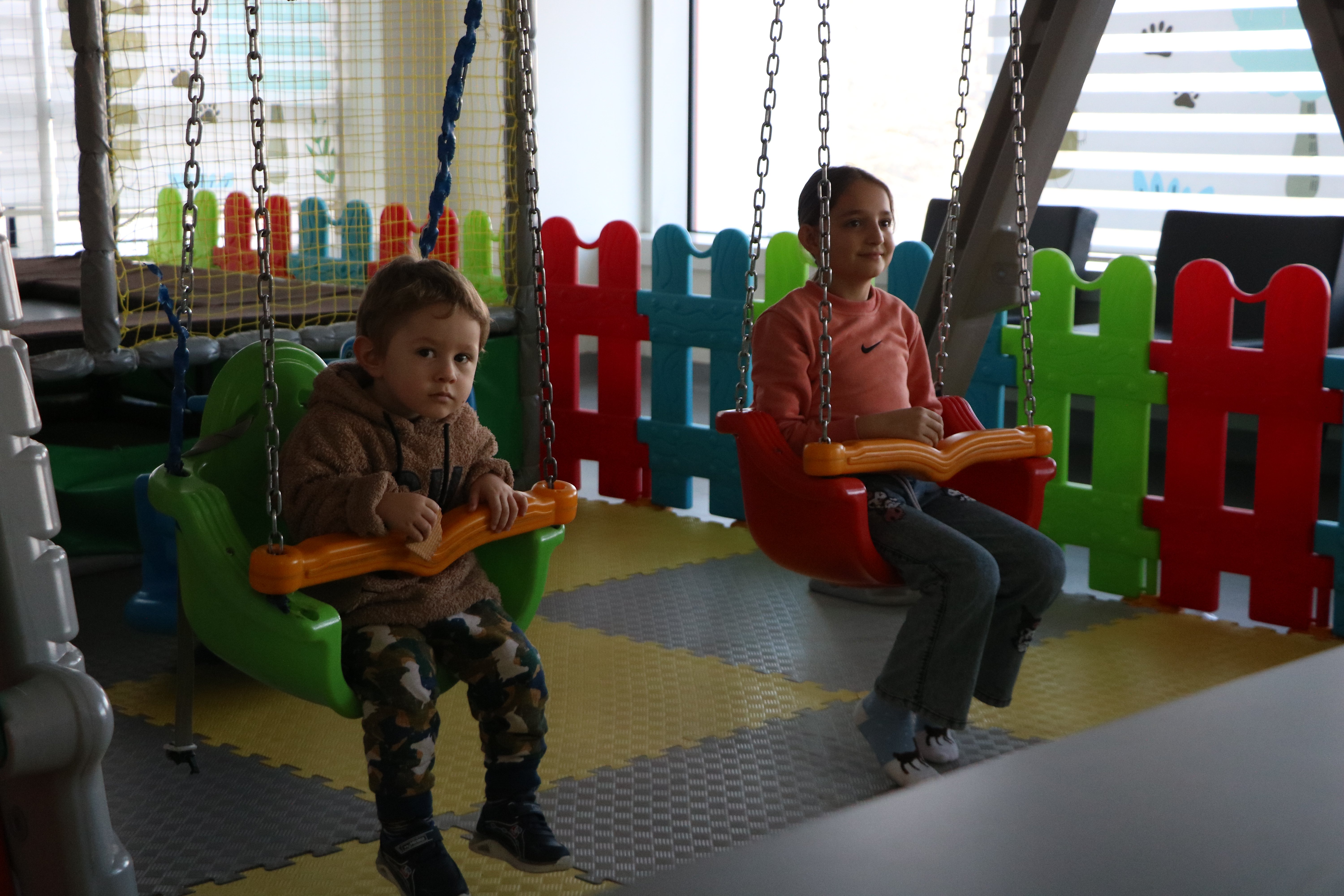 Ulaşım A.Ş. Raylı Sistem İşletme Müdürü Ömer Demirdirek açıklama yapıyor