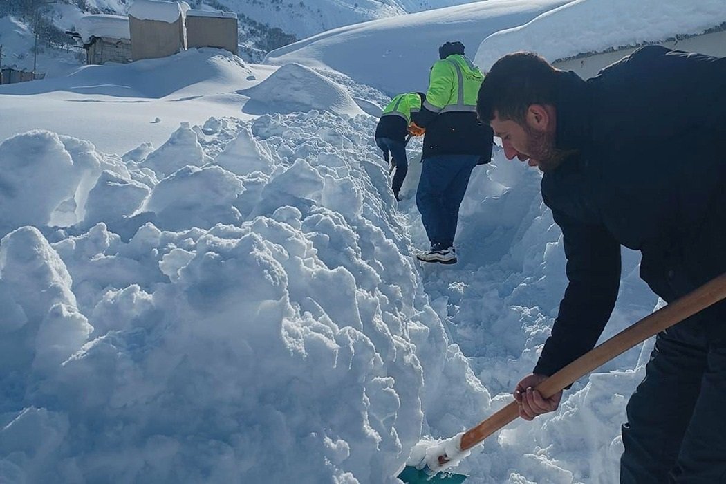 Çatak patika yolu açma