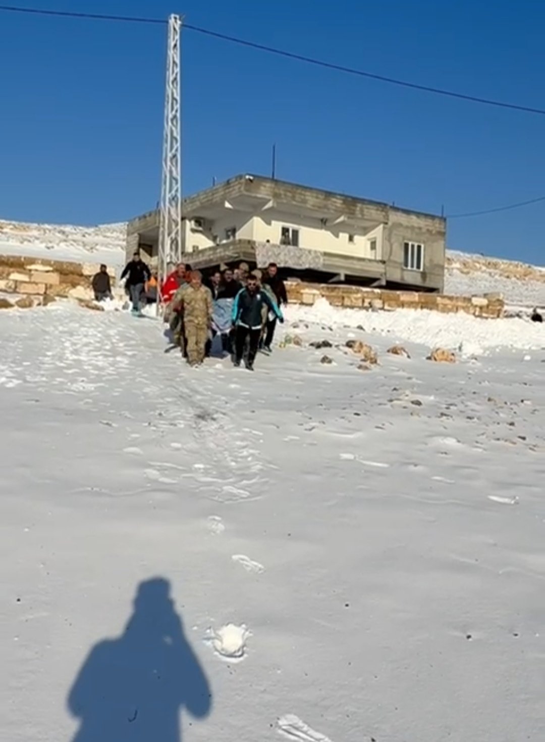 Jandarma helikopteri kalkışa hazırlanıyor