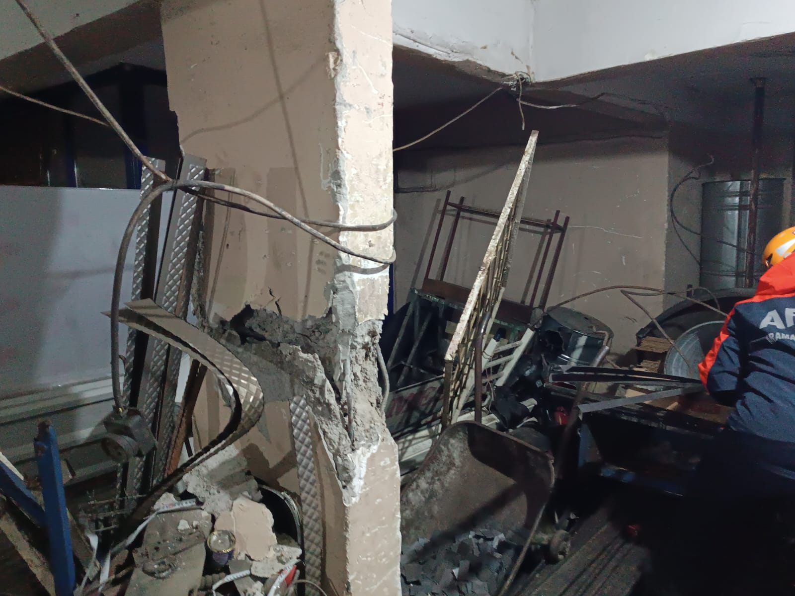 Diyarbakır Bağlar ilçesi bina tahliyesi