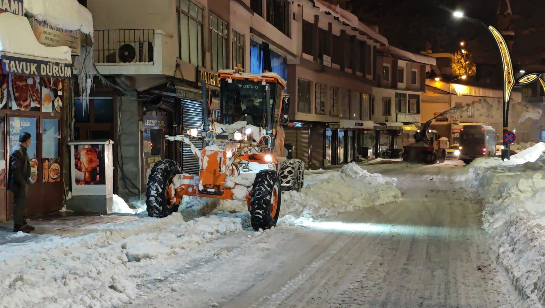 Bitlis kar mücadelesi iş makinesi